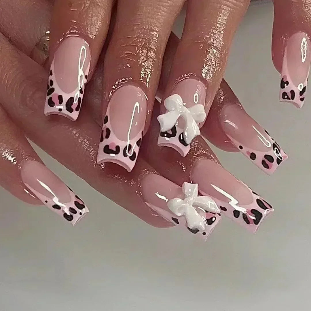 24 peças de unhas postiças de rosas vermelhas, flores longas, balé, design de unhas postiças francesas, cobertura total, pontas de unhas postiças vestíveis, arte