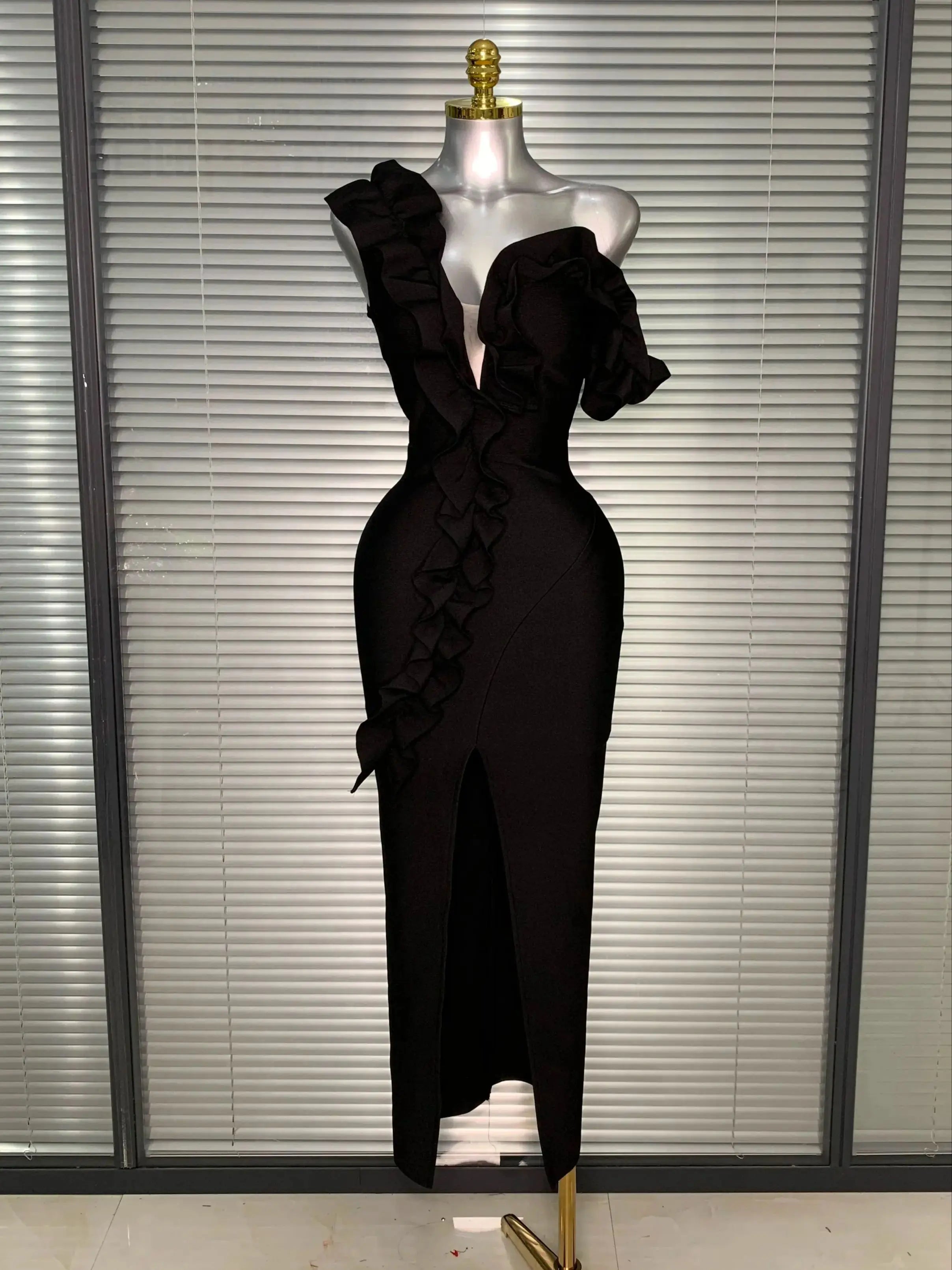 Women Sexy Black One Shoulder Floral Midi Bodycon Bandage Dress High Street Elegant Celebrity Party Dress