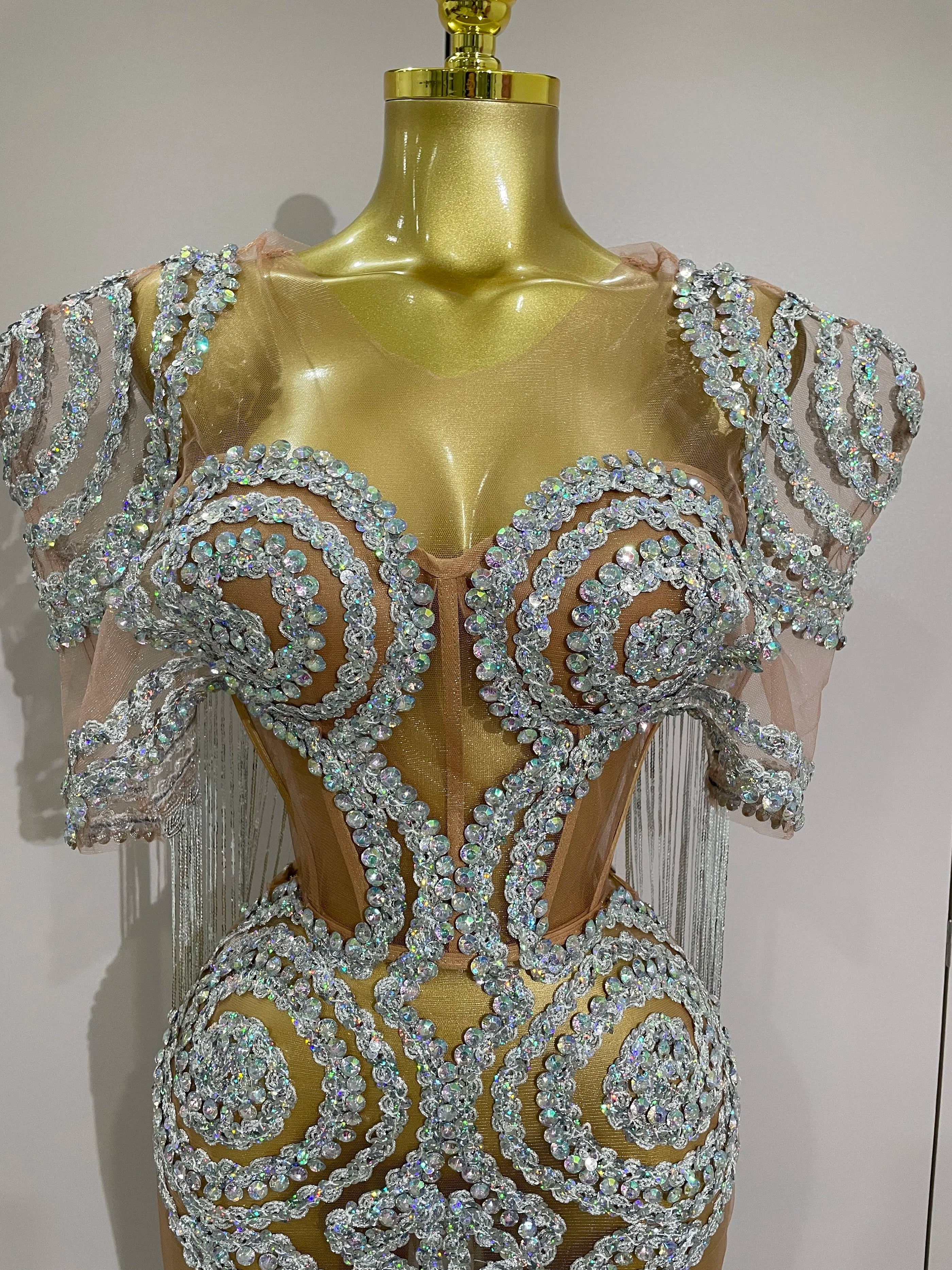 Stock Sparkly Rhinestones Sequins Sexy Mesh Tassels Cape Short Dress 2025 Women Evening Birthday Party Nightclub Stage Costume