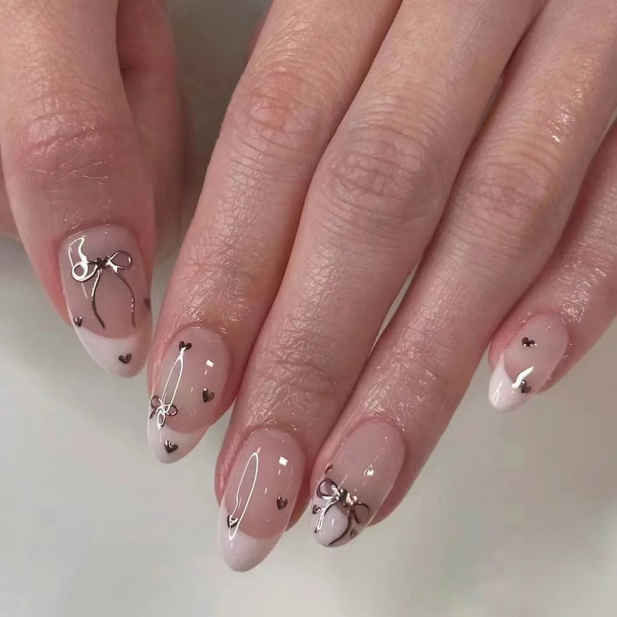 24Pcs Simple Almond Fake Nails Art with Jelly Glue White French Press on False Nails 3D Golden Stripes Design Wearable Nail Tips