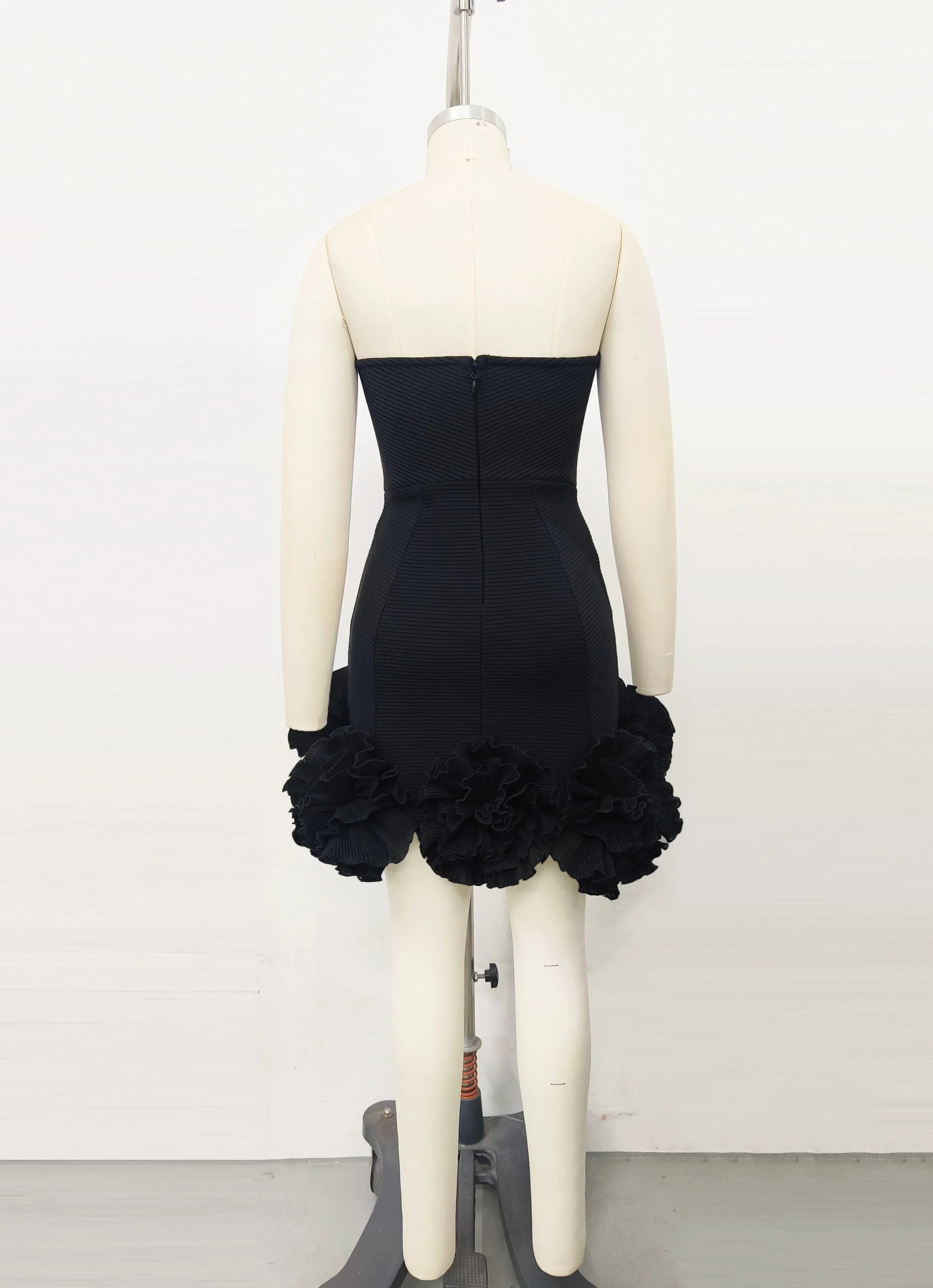 Women Sexy Strapless Bodycon Mini Bandage Dress Florals Celebrate Girls' Birthday Party Nightclub Outfit