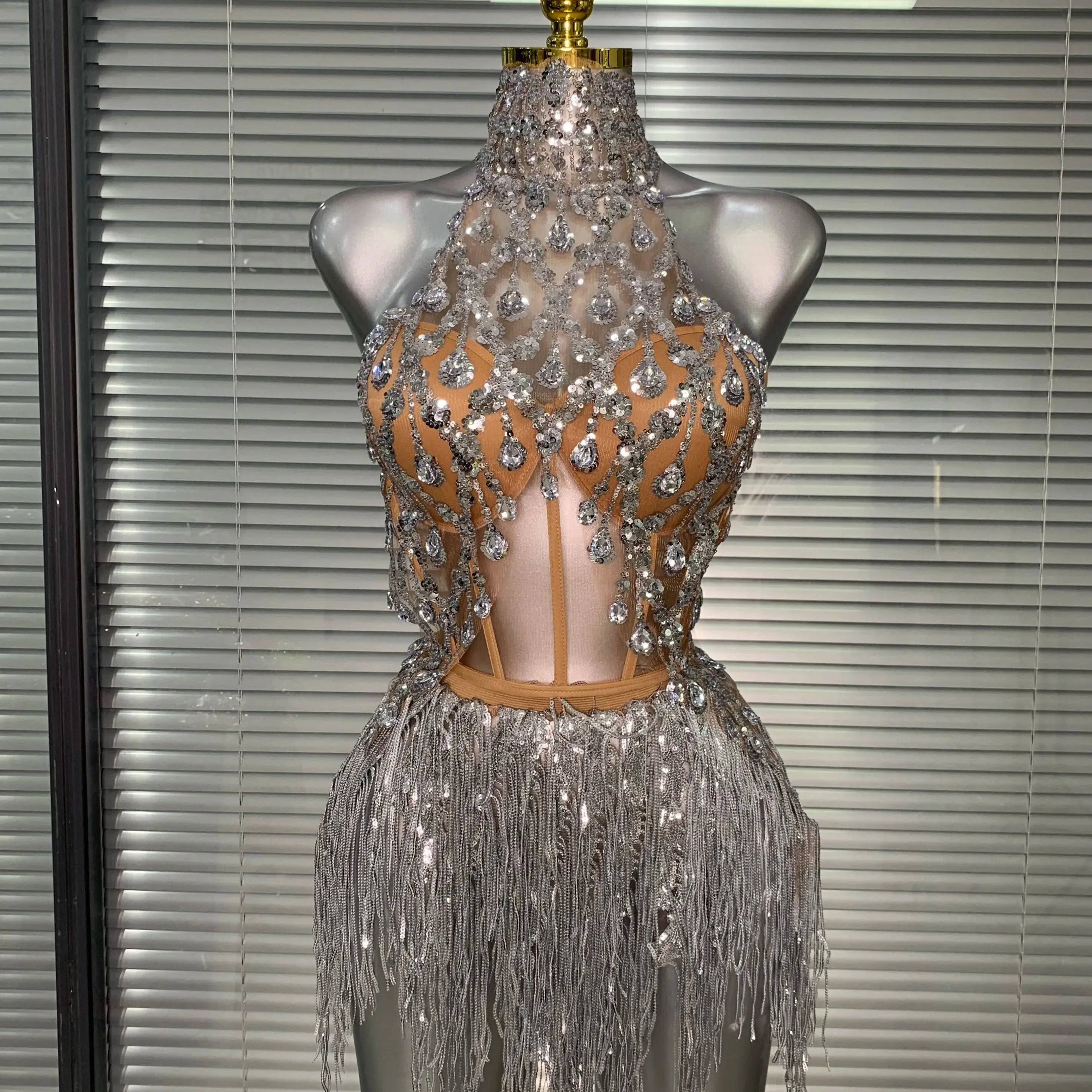 Women Sexy Sequins Silver Sparkly Two Pieces Set Shinning Night Club Skirt Suits Singer Dancer Stage Dancer Costume