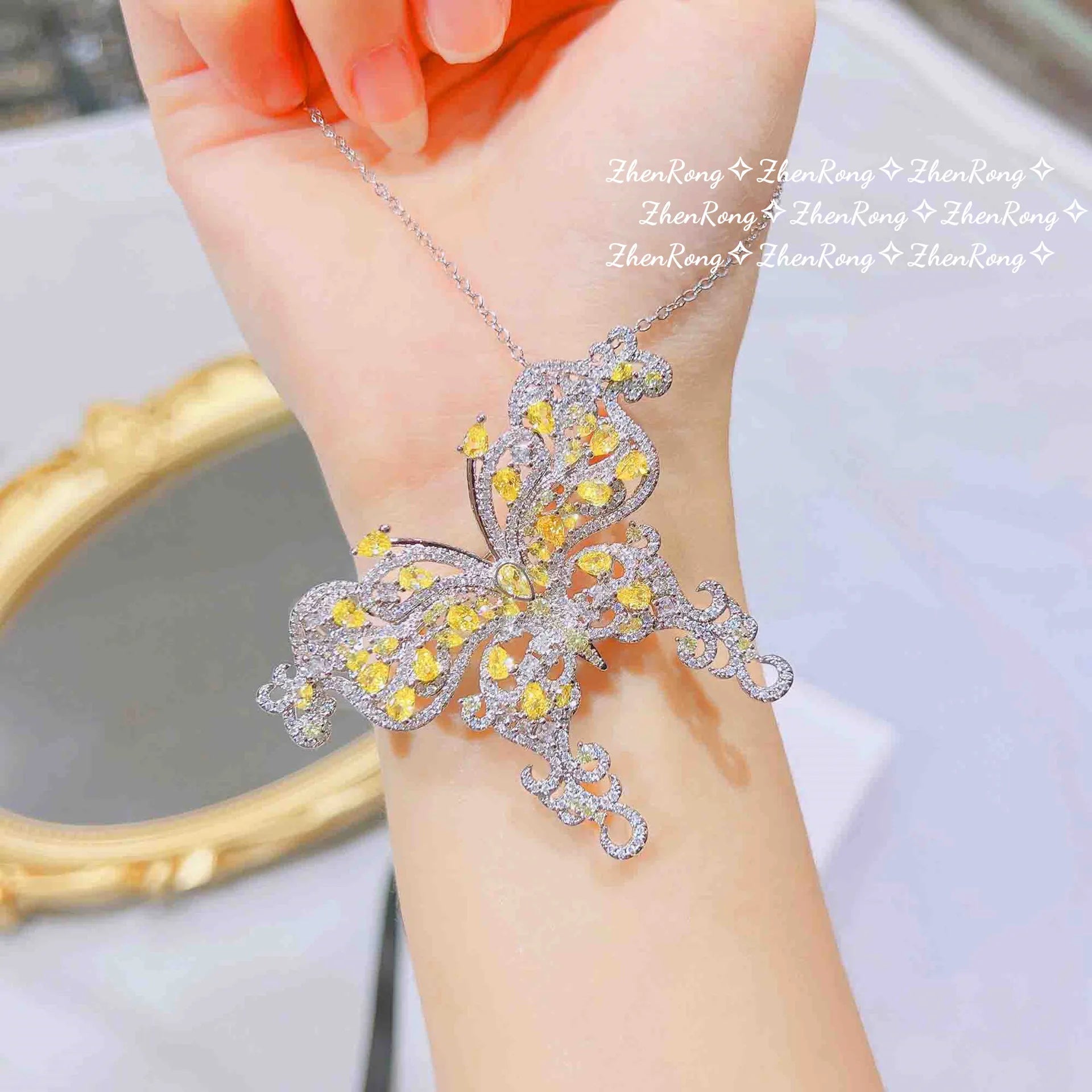 Luxury Statement Butterfly Brooch Pendant Necklaces Choker For Women Yellow Crystal Zircon Necklace Chain Exquisite Jewelry Silver Color 45cm