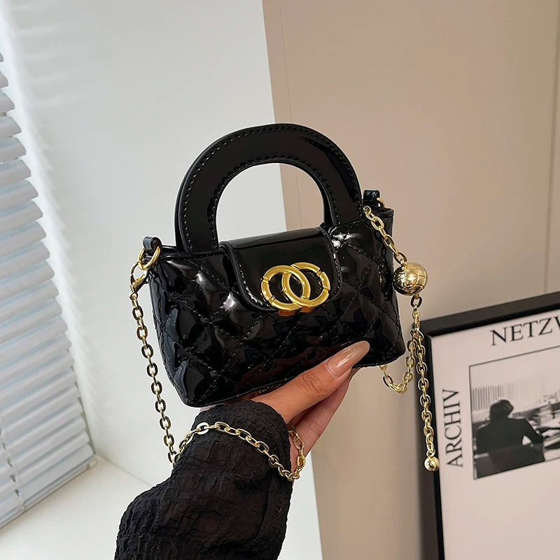 Elegant Women's Leather Shoulder Bag Luxury Designer Tote Crossbody Classic Handbag For Modern Chic Ladies