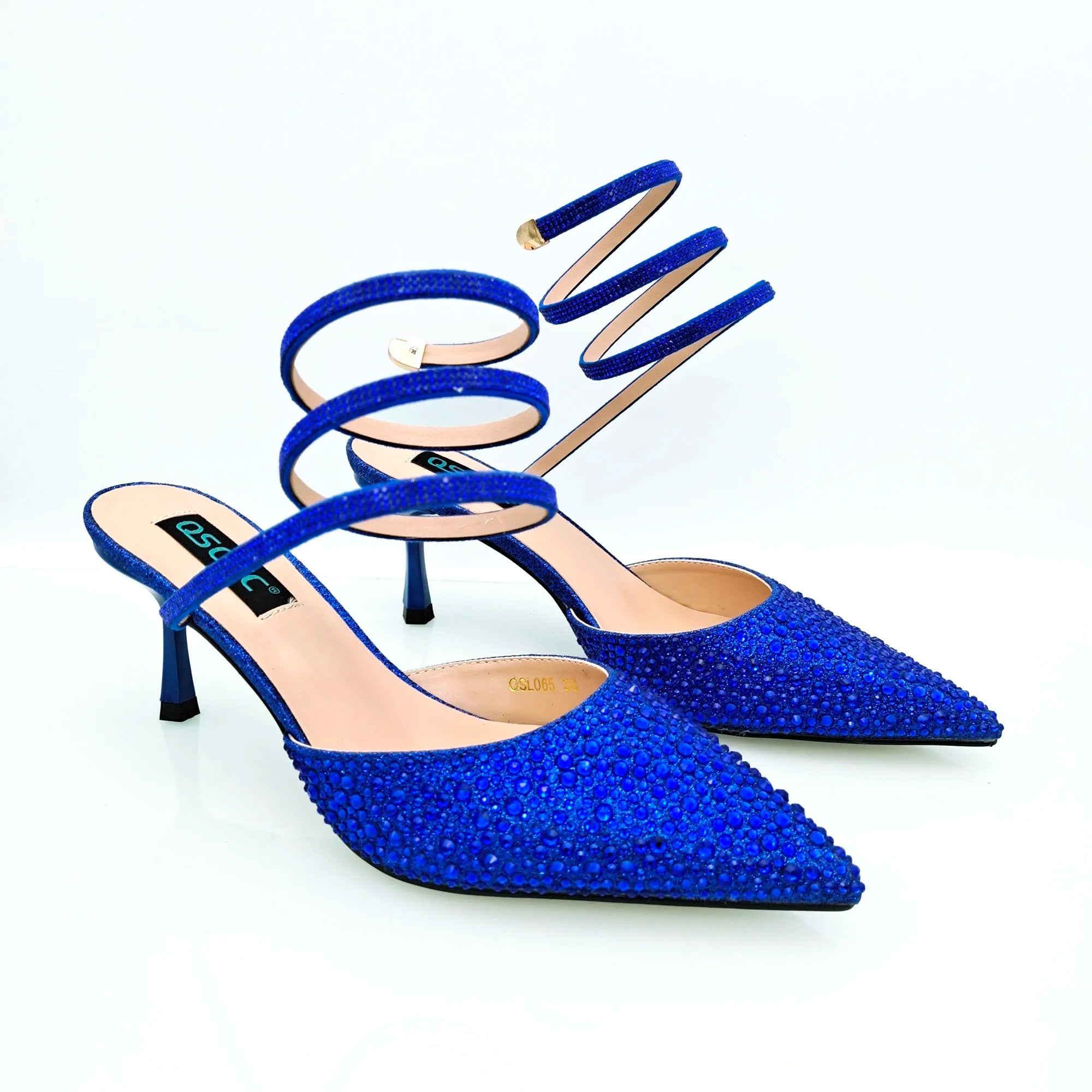 Gold Color Shine Luxury Design Heart Shaped Packet And Mid-heel Rhinestone Snake Wrap Strap Pointed Toe Shoes And Bag A PAIR SHOES BLUE