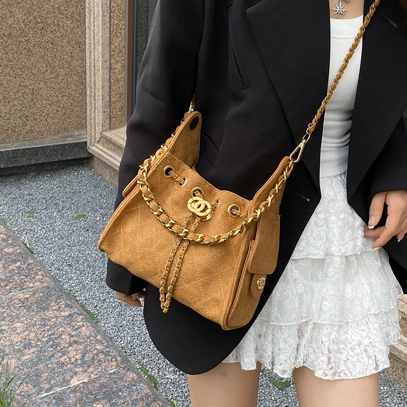 Motorcycle Hottie Rhombus Chain Bag High-End Commuter Shoulder Armpit Bag Retro Suede Crossbody Bag Bucket Bag