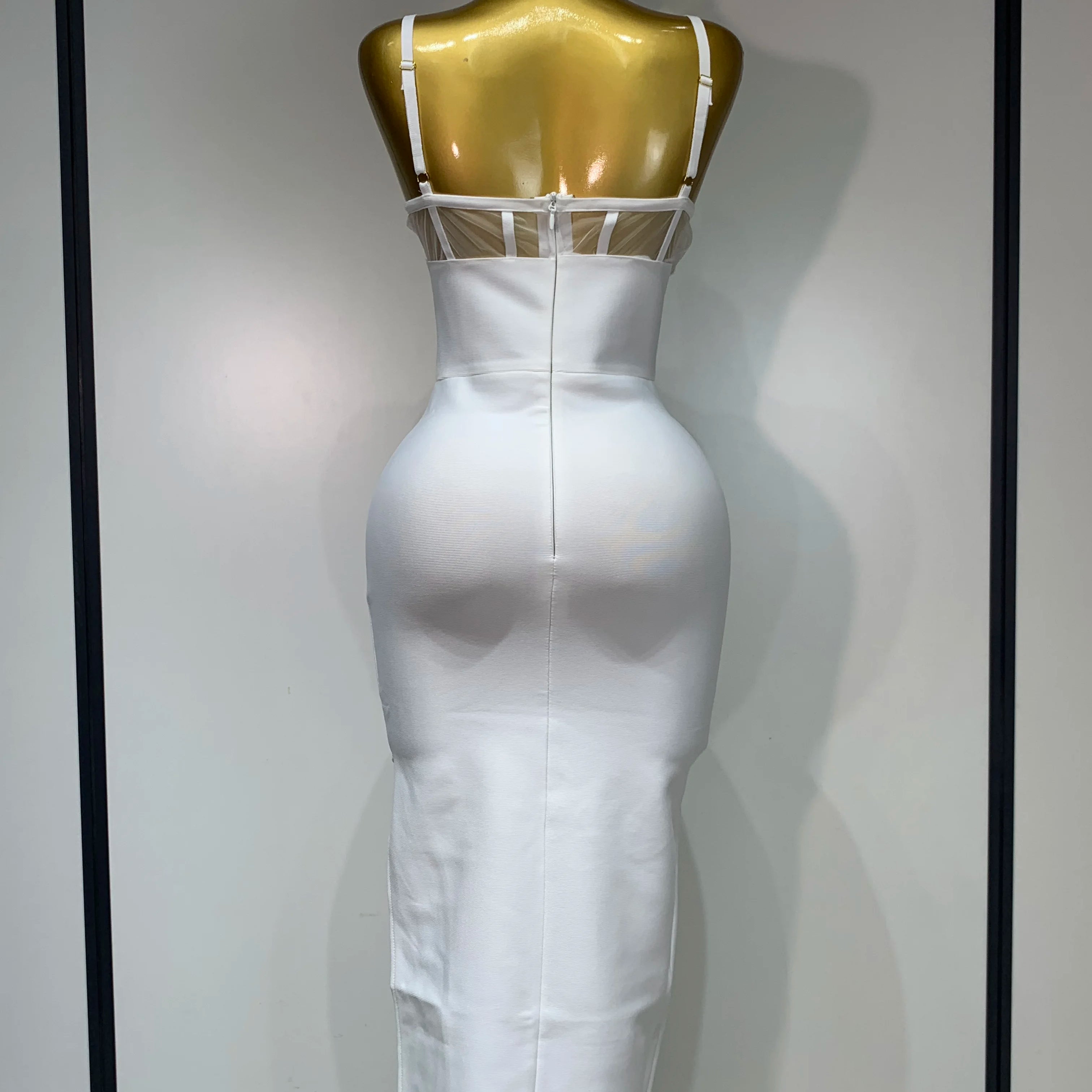 Fashion Sexy V Neck Backless Diamonds Split Women Bodycon Bandage Dress 2025 White Elegant Evening Club Party Birthday Dresses