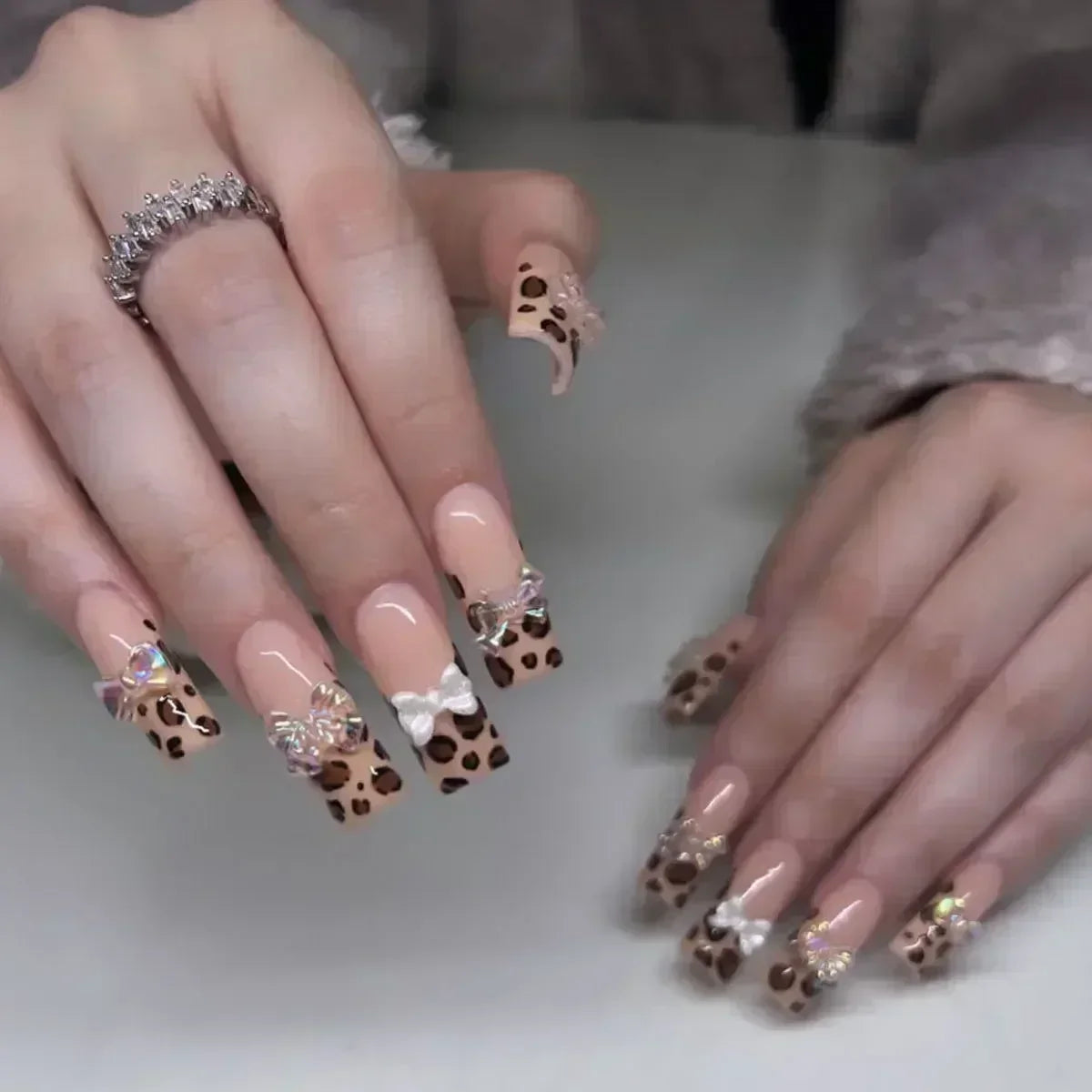 24Pcs French False Nails Pink Zebra Pattern Press on Nails Medium Square Coffin False Nails Y2k Artificial Full Cover Nail Tips