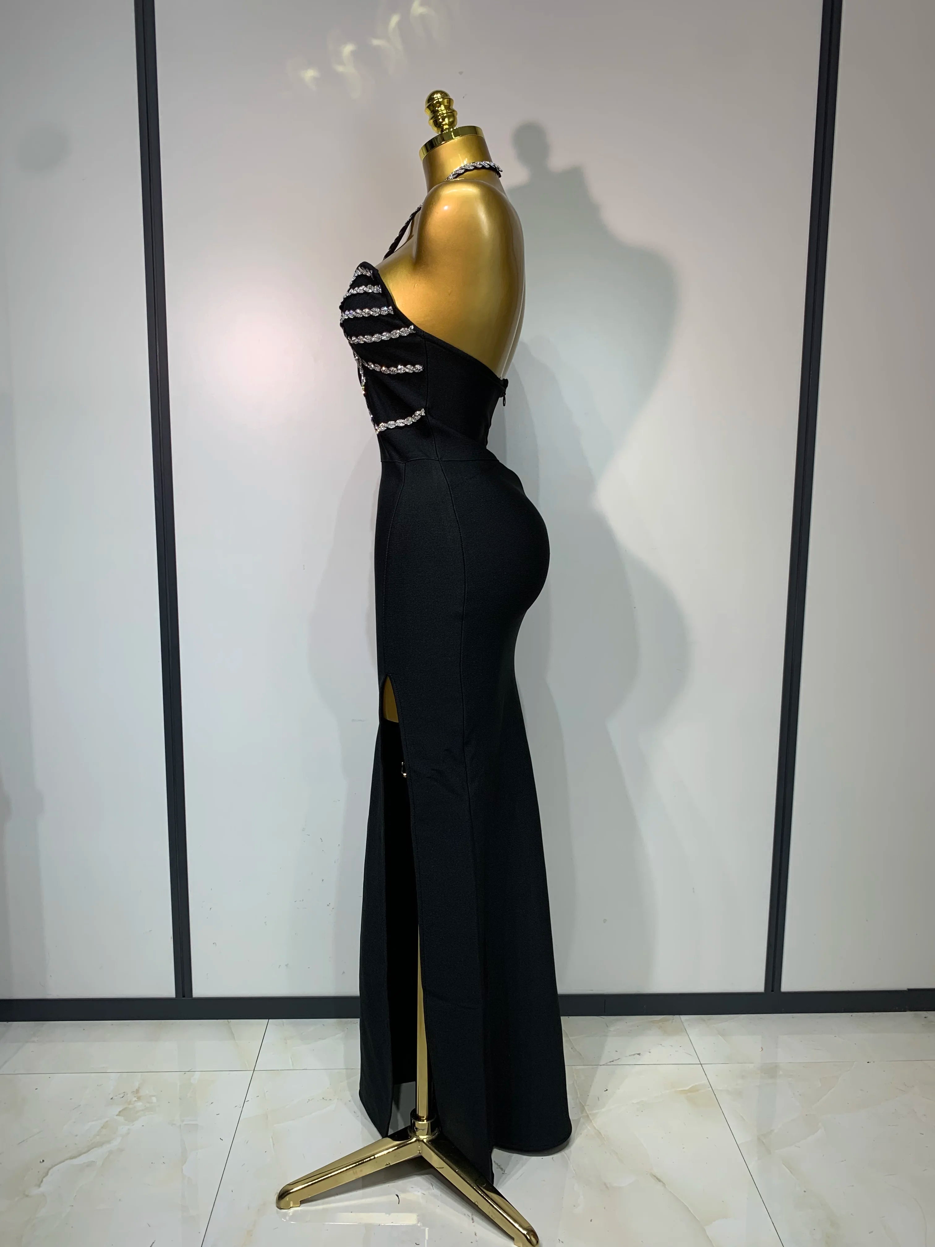 Women Sexy Halter Backless Shinning Crystal Bodycon Long Dress Celebrate Birthday Elegant Evening Party Dress Wedding Guest Gown