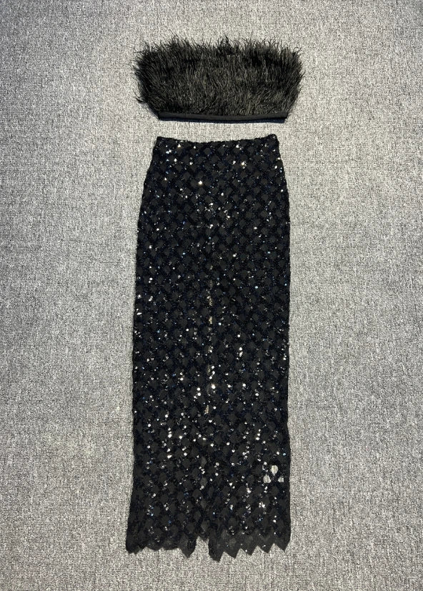 Europe And The United States Sexy New Fashion Wrap Chest Feather Decoration Split Shoulder Bare Backpack Hip Skirt Sexy Color