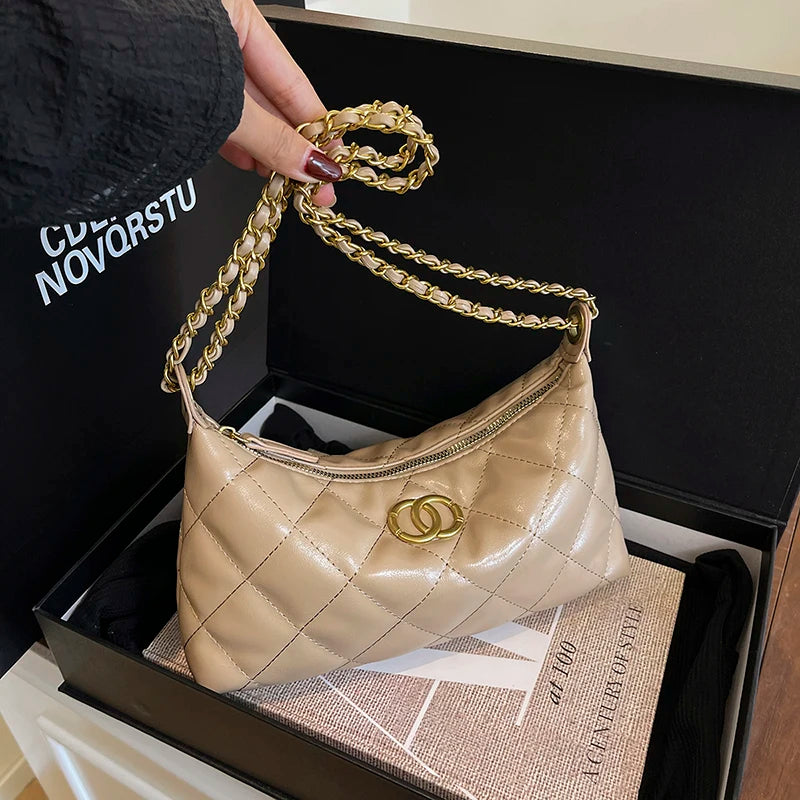 Luxury Leather Shoulder Bag For Women Elegant Classic Design By Famous Designer Popular Choice Spacious And Stylish