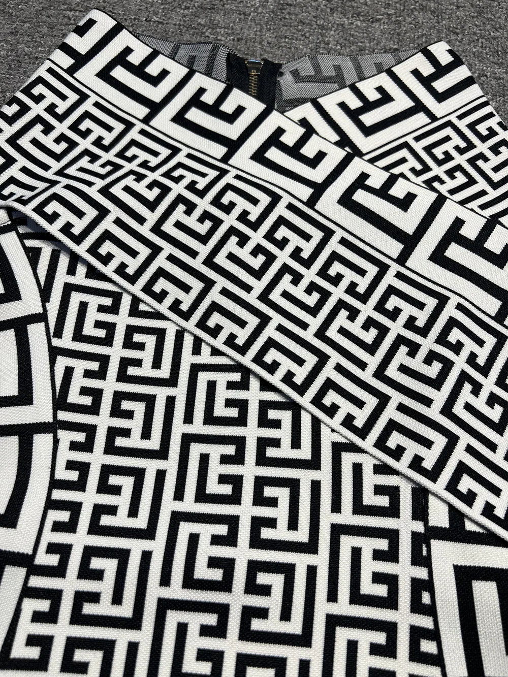 Women Sexy Slash Neck Off the Shoulder Bodycon Mini Bandage Dress Jacquard Elegant Evening Party Dress Wholesale