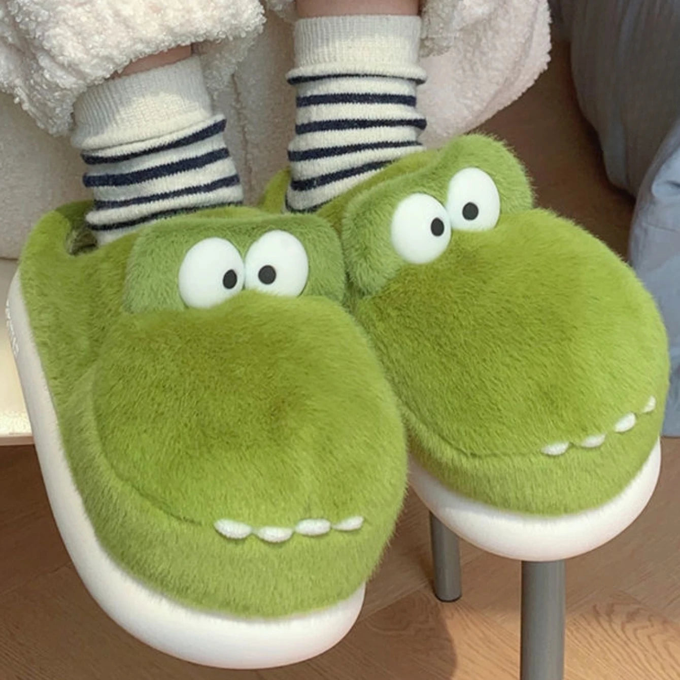 Cute Crocodiles Single Band Winter Women Slipper Soft Heel Platform Fur Warm Indoor Comfortable Home Fluffy Home Slippers Green