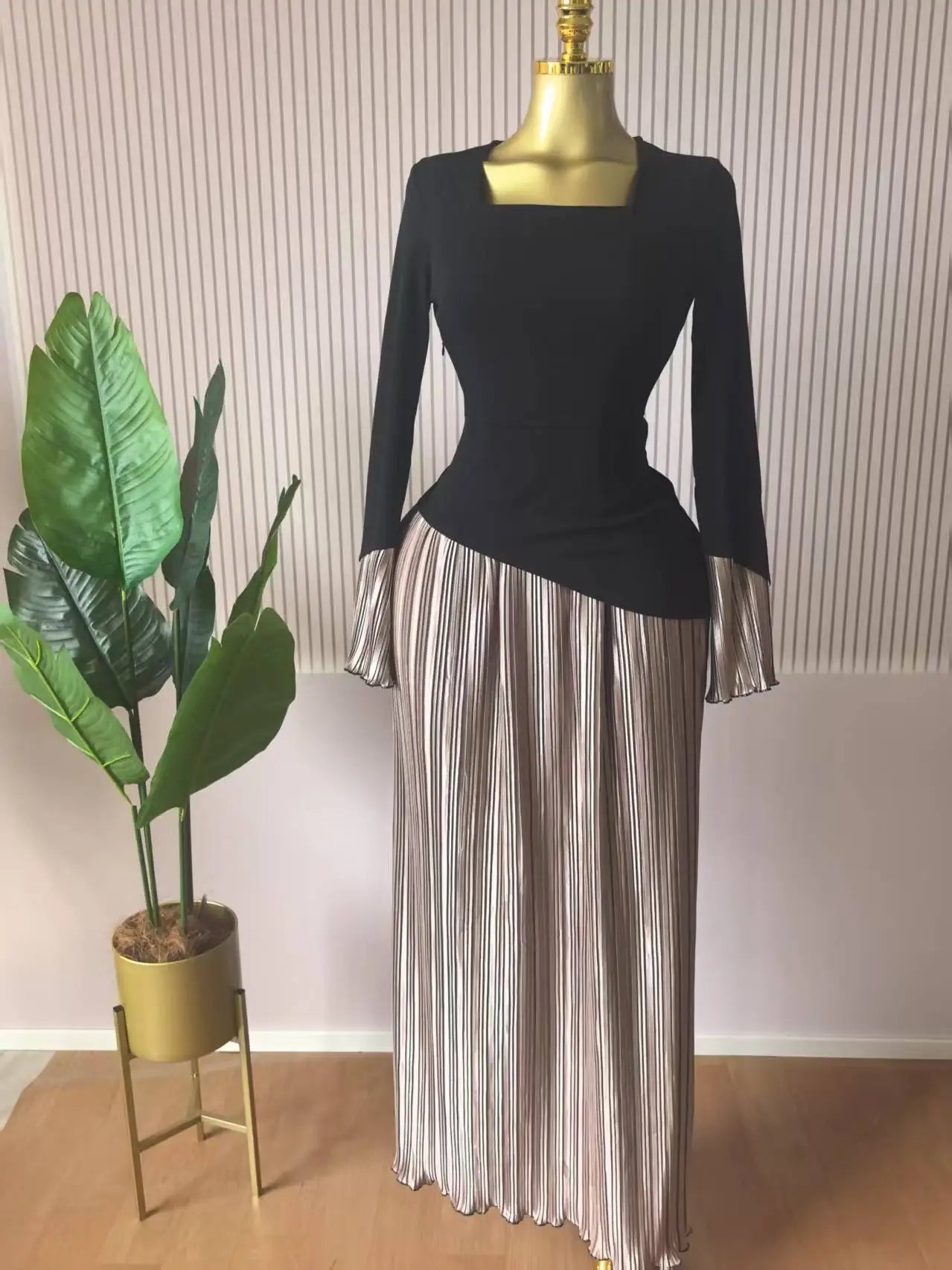 CM.YAYA Women Patchwork Flare Long Sleeve U-collar Pleated Big Swing Maxi Long Dress 2025 Birthday Sexy Club Party Even Dresses