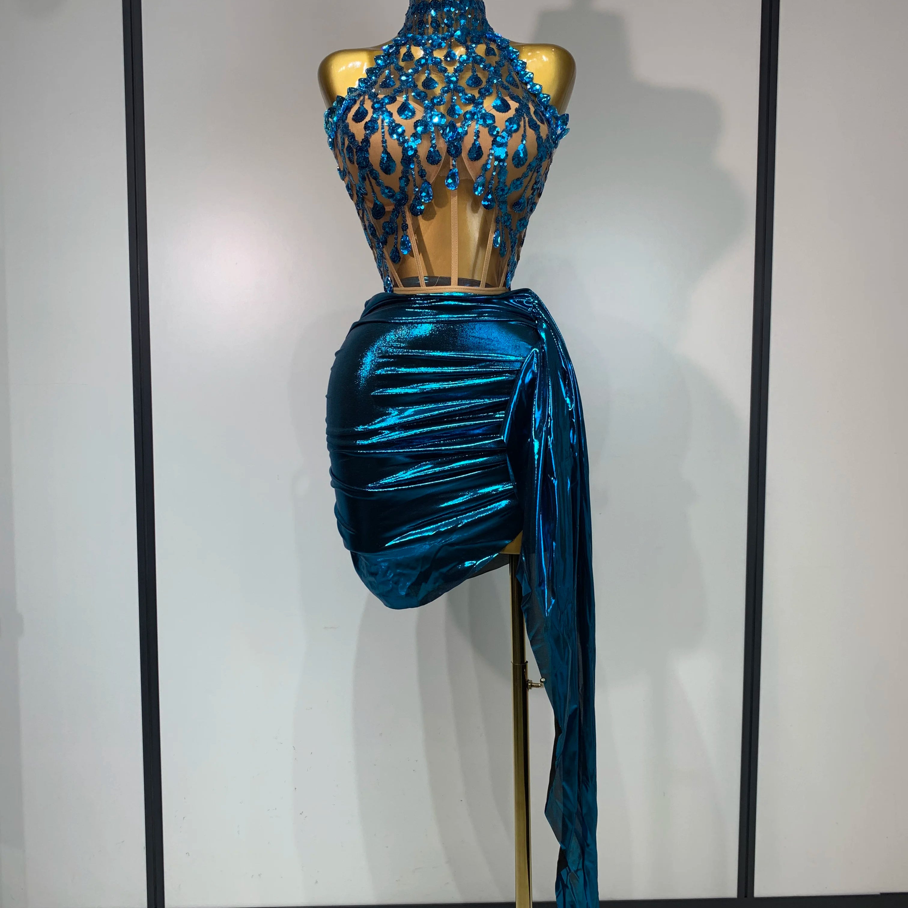 Ensemble haut et jupe sexy dos nu à paillettes et strass de luxe pour soirée, bal de promo, boîte de nuit, chanteur, tenue de scène, 2025