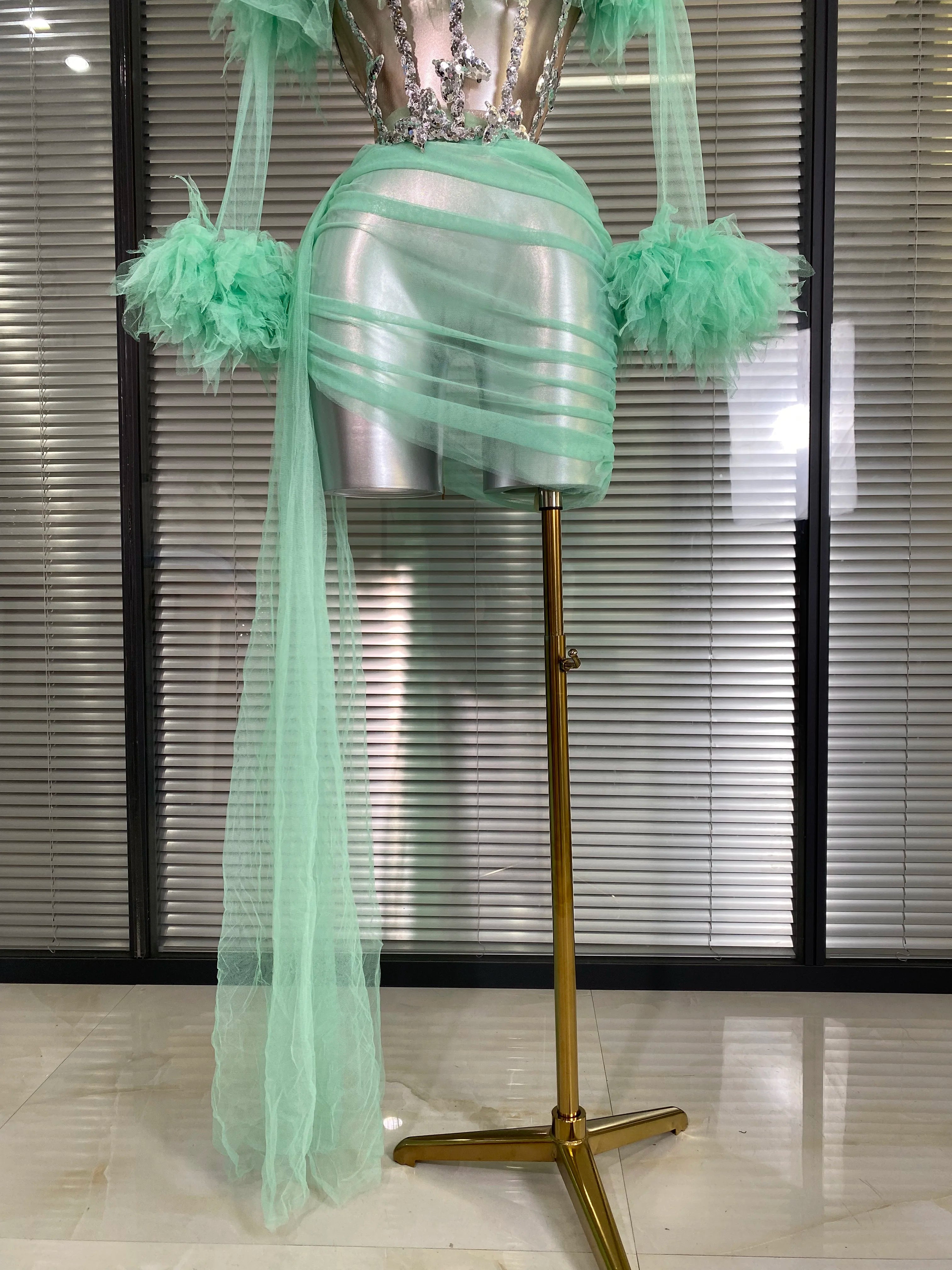 Summer New 2025 Sexy Two Pieces Set Women Celebrity Laced Mint Mesh Night Club Skirt Suits Stage Performance Costume