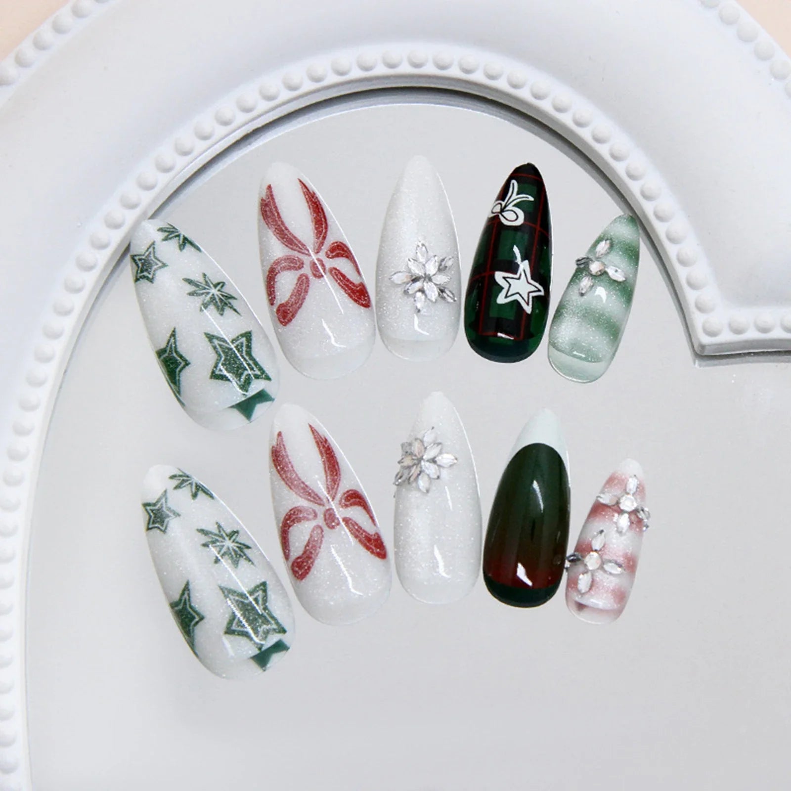 Christmas Almond Press On Nails, 24Pcs Full Cover Fake Nails Bowknot/Star/Snowflake Printed Wearable False Nails Diamond Decor