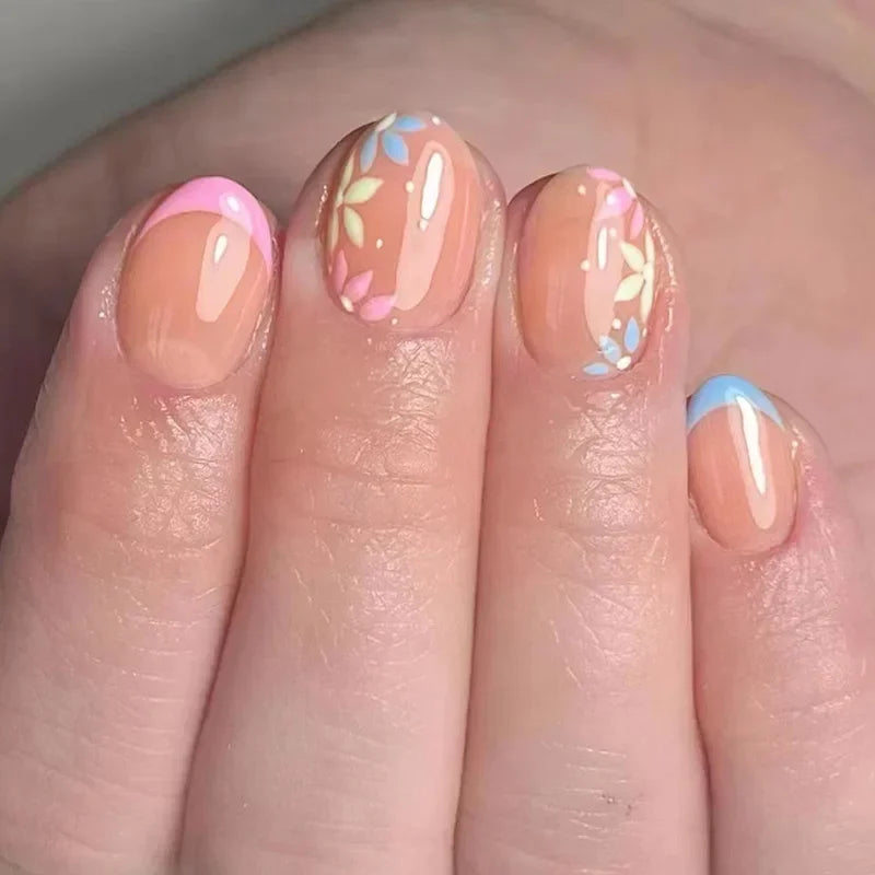 24 peças unhas curtas retrô com design de flores, arte para manicure, unhas postiças rosa, unhas postiças quadradas vestíveis, pontas de unhas com cobertura total