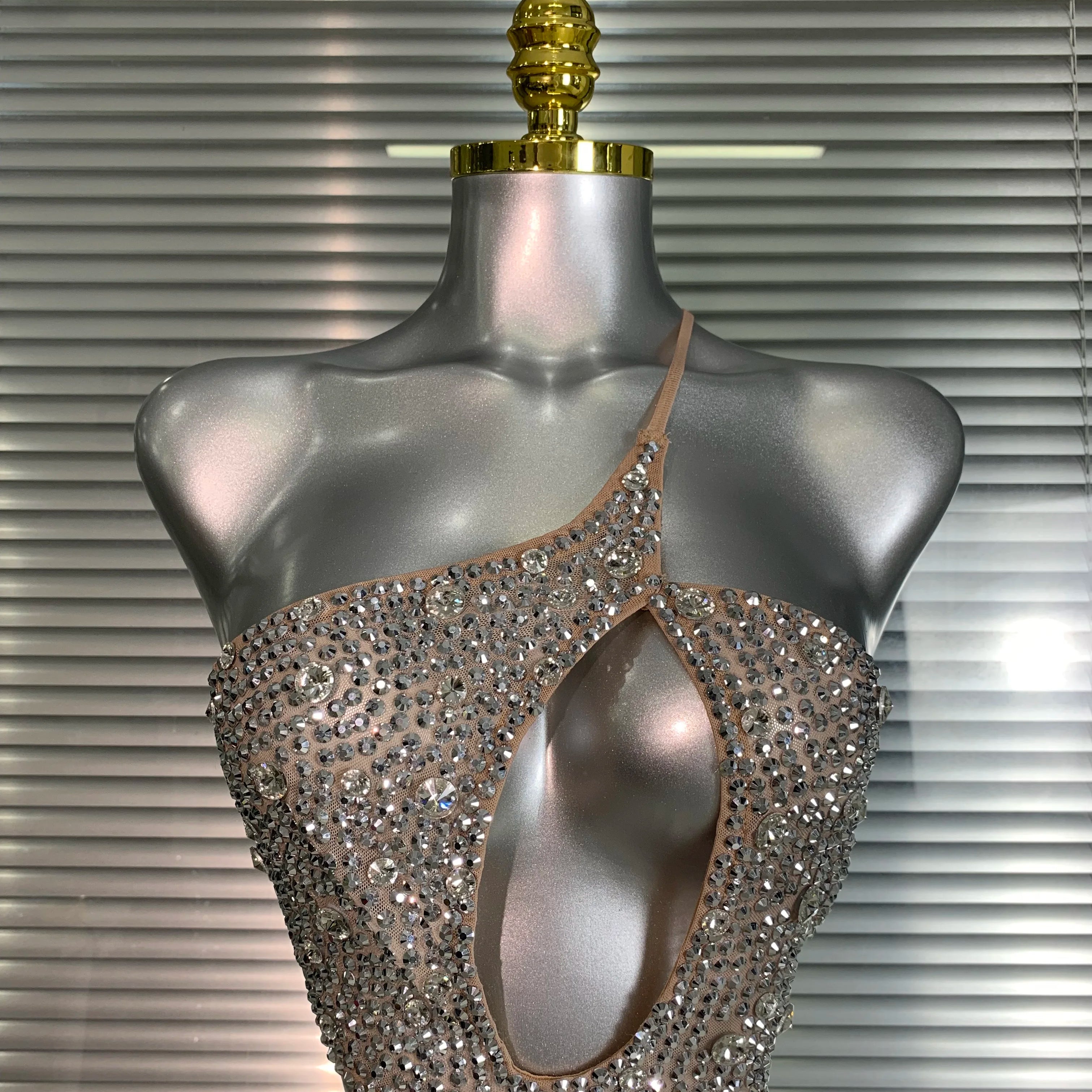 Women Sexy Mesh Silver Crystal Diamonds Rhinestone Mini Cut Out Costume Stage Dancer See Through Stretchy Night Club Party Dress