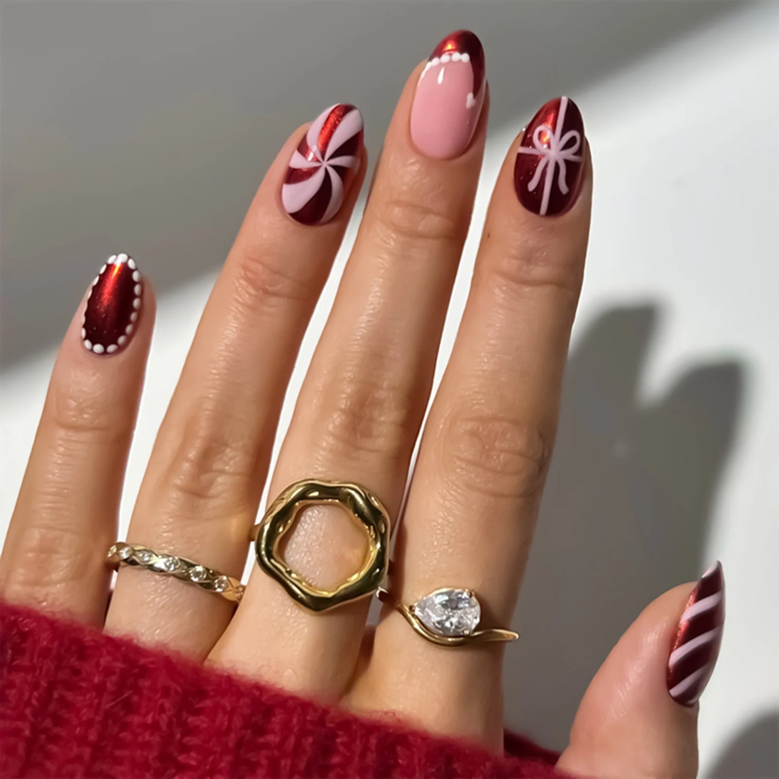 Women Christmas Party Wine Red Fake Nails 24Pcs Almond Press On Nails Xmas Hat French False Nail Bowknot/Dot Printed Nails Art