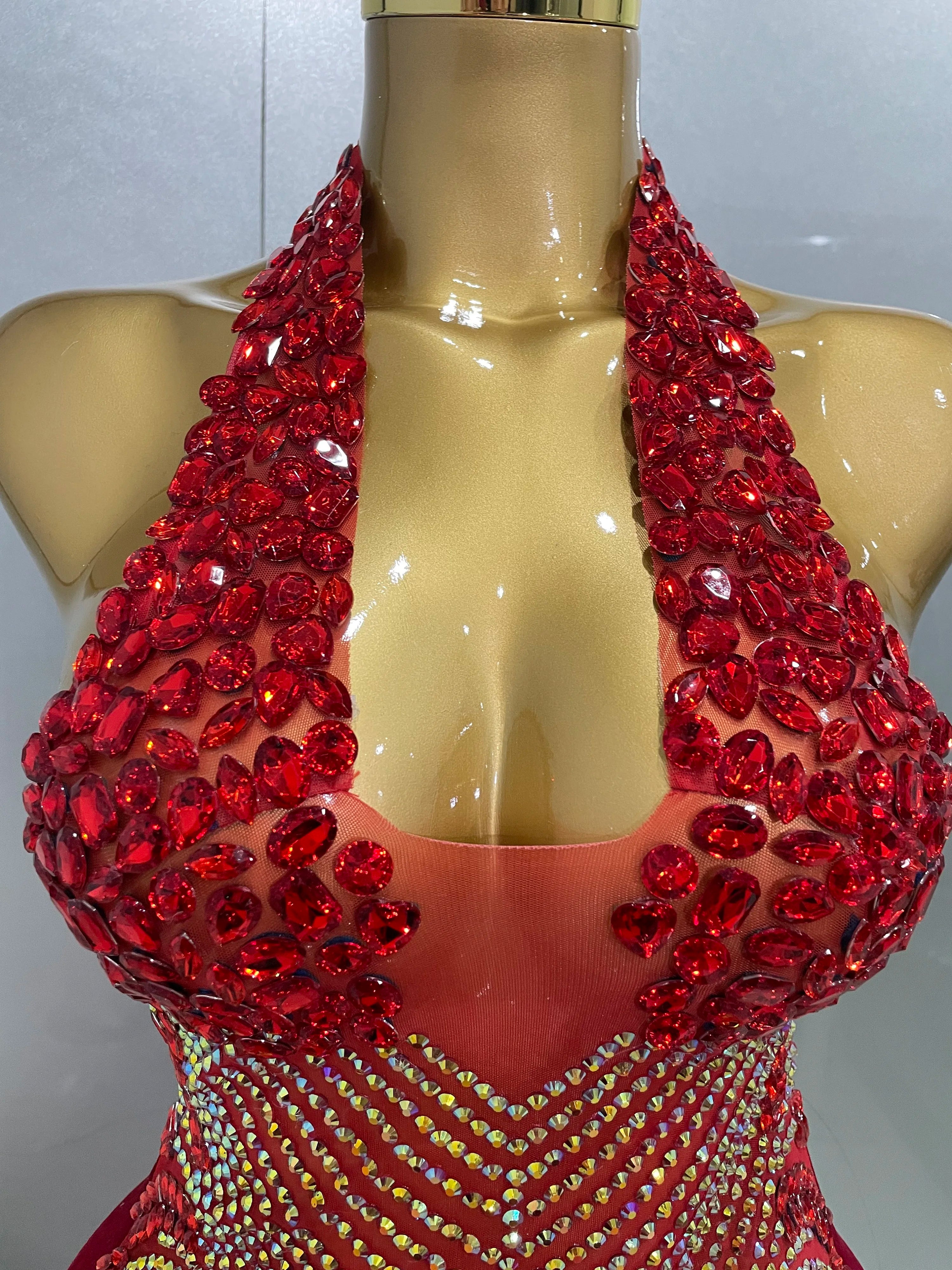 Sexy Red Sparkly Rhinestones Halter Backless Velour Short Dress 2025 New Women Evening Prom Celebrate Birthday Party Stage Wear