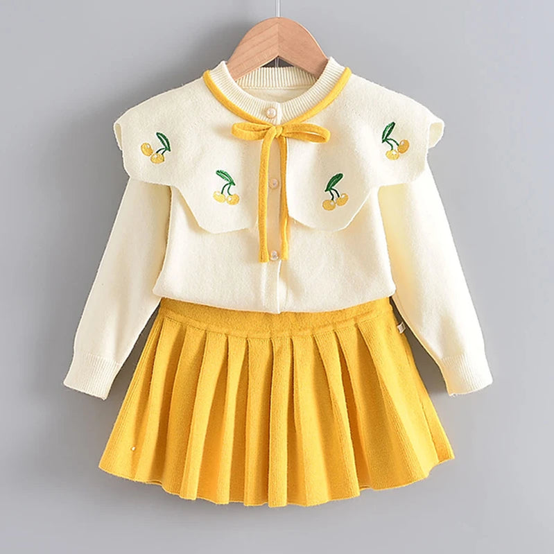Bear Leader Baby Girls Clothes Set Autumn Winter Cartoon Grape Clothing Set New Kids Knitted Sweet Outfit Children Clothes Suit AH839K