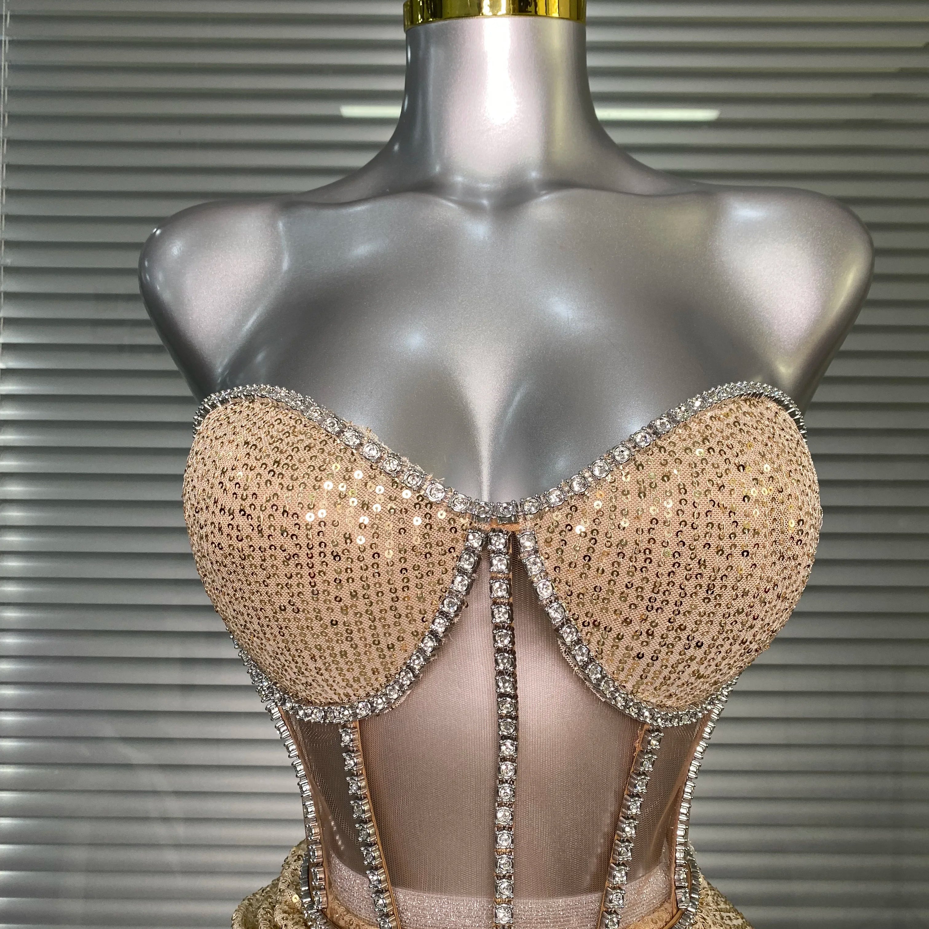 Women Sexy Sparkly Sequins Strapless Lace Openback Two Piece High Split Birthday Party Nightclub Outfit Dancer Performance Suit