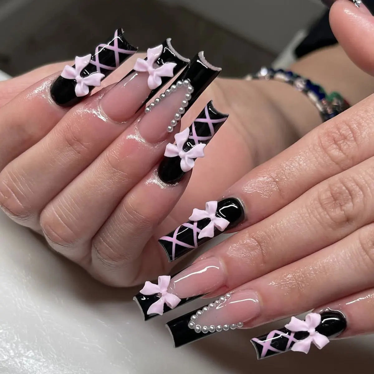 24Pcs French Black Press on Nails Mid-length Square Head Fake Nails with 3D Bow Tie Rhinestone Wearable Finished False Nail Tips