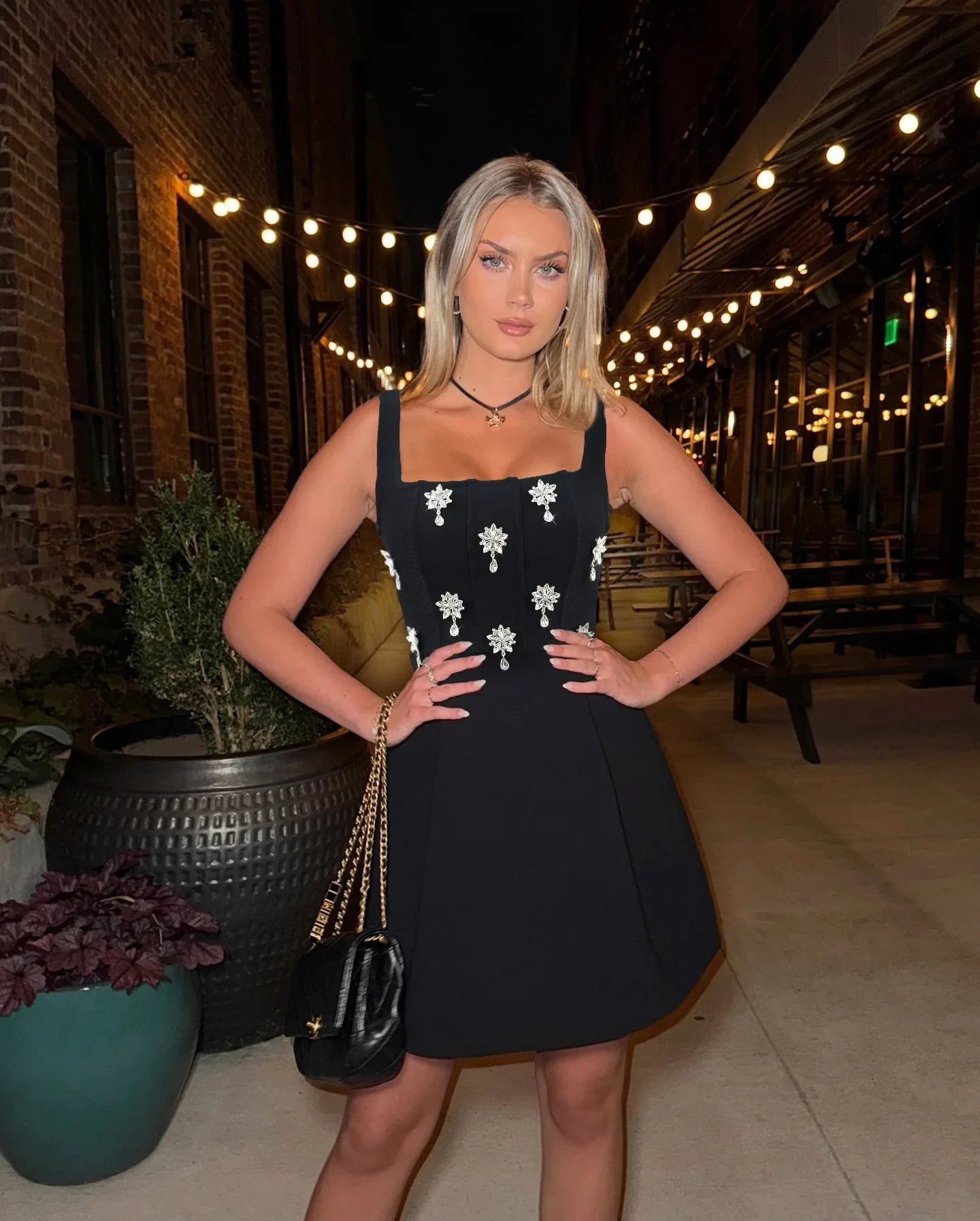 Women Sleeveless Sexy Square Collar A-Line Bodycon Mini Dress Fashion Celebrate Birthday Party Evening Dress