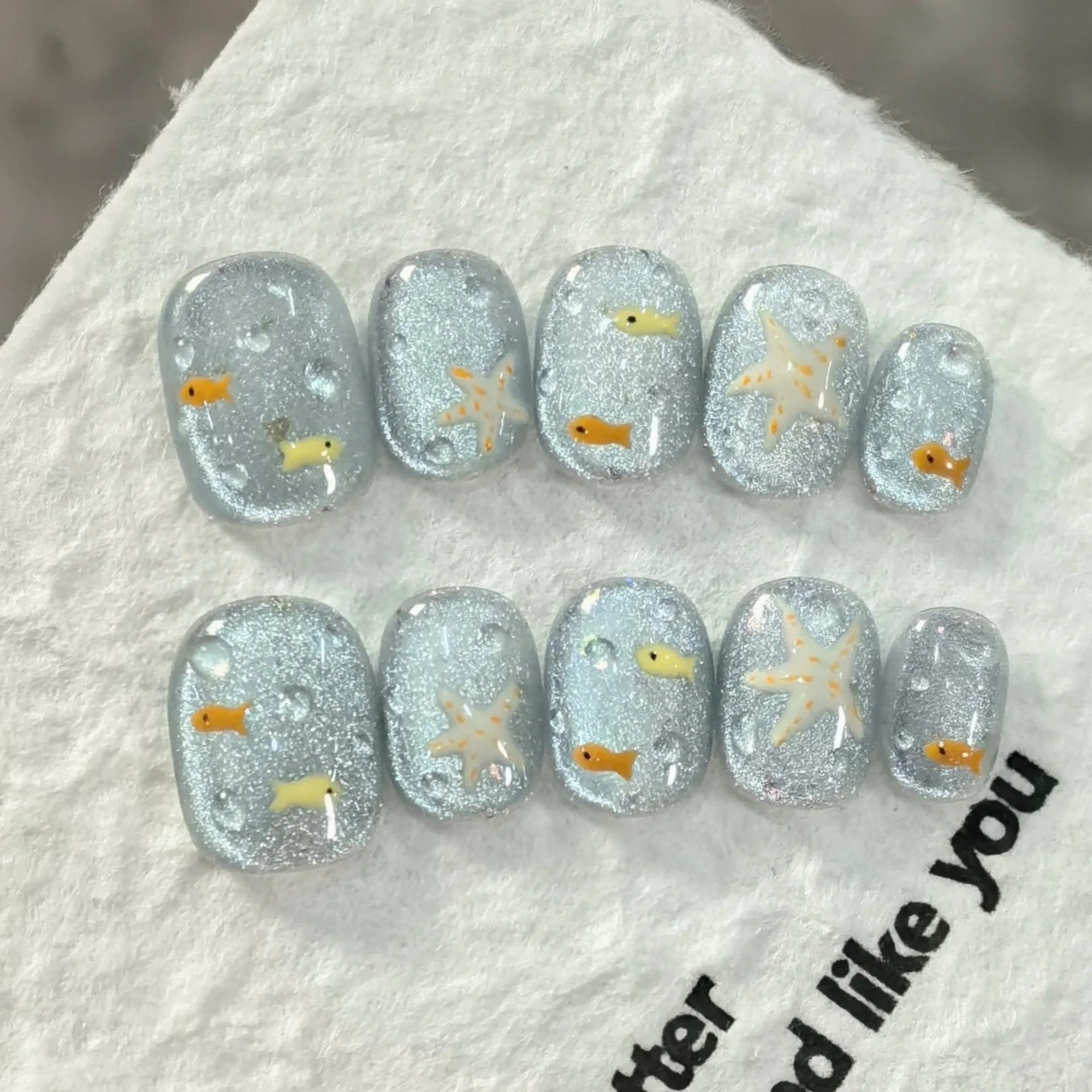 10pcs Cat's Eye Handmade Fake Nails Art Reusable Cute Fish Ocean Blue False Nail Tips Short Square Round Press on Nails Finished