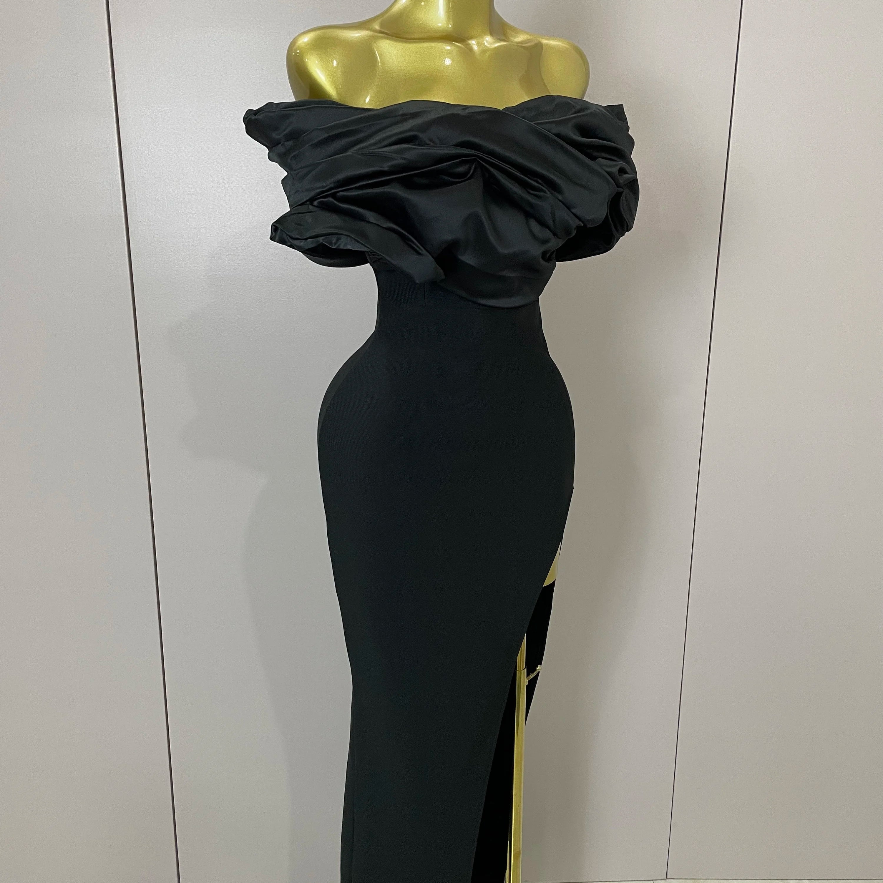 Sexy Off-Shoulder Side Slit Solid Color Pleat Skirt Strapless Bandage 2025 Women Evening Luxury Birthday Formal Party Dress