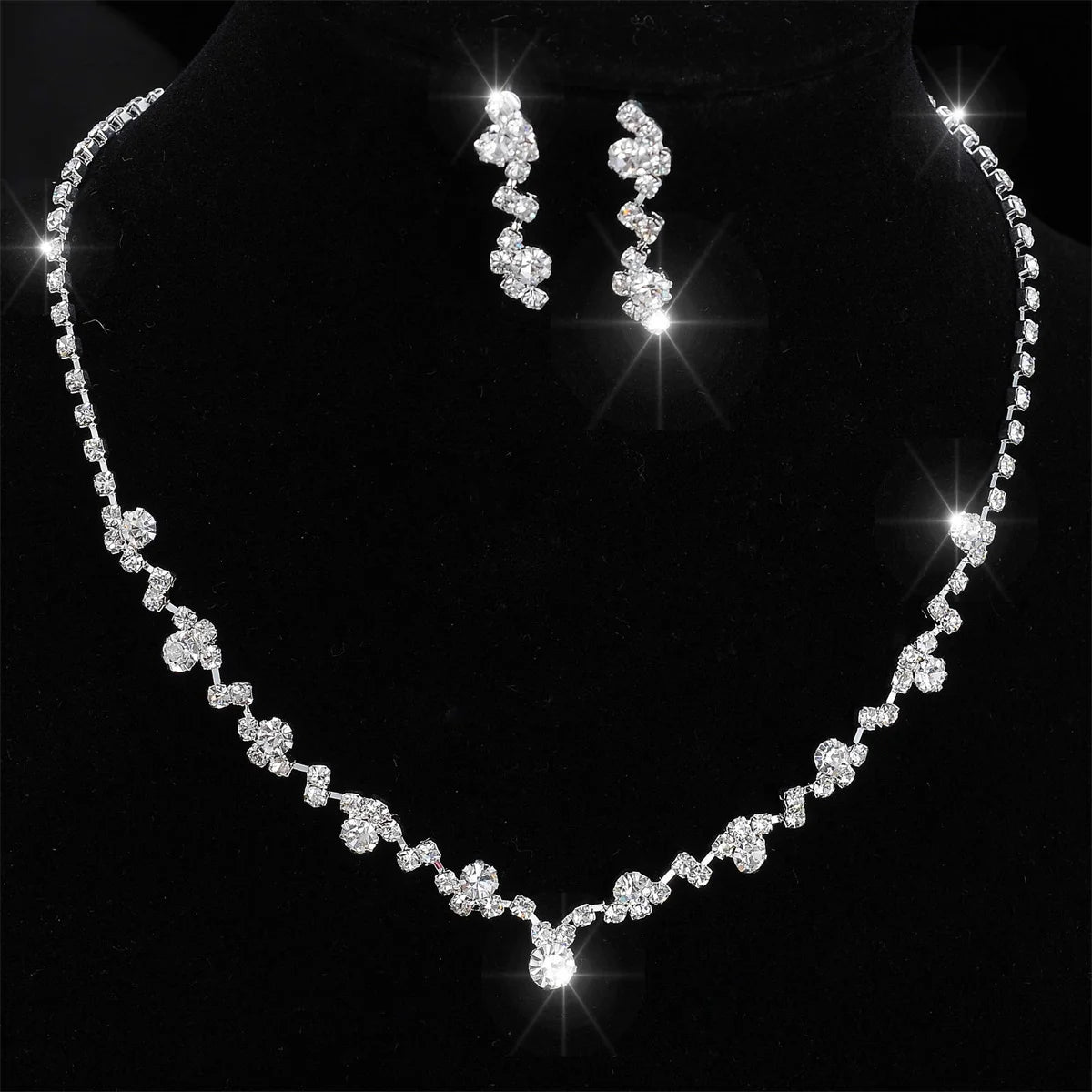 Luxury Elegant Zircon Flower Necklace Earrings Set For Women Silver Color Rhinestone Waterdrop Heart Wedding Bridal Jewelry Set