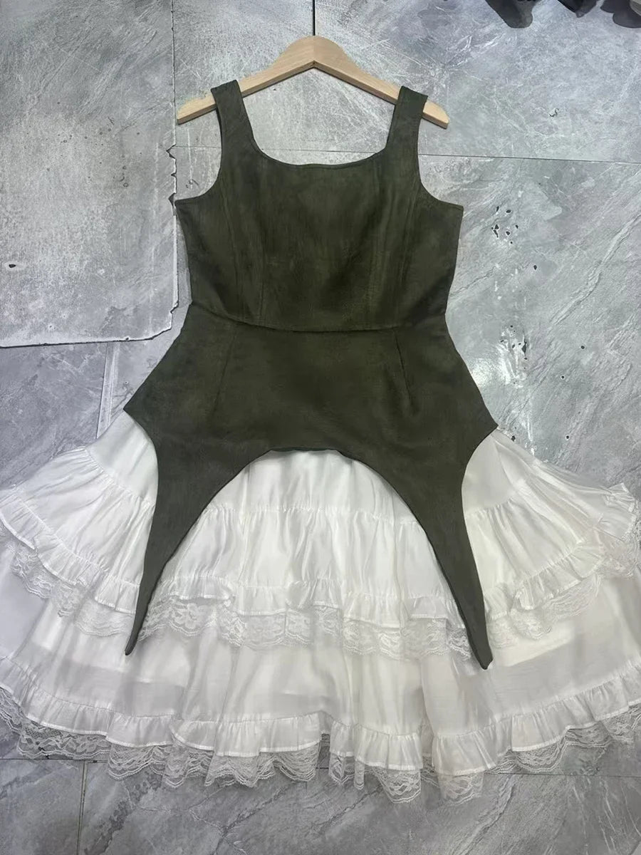 TWOTWINSTYLE Colorblock Slimming Temperament Dresses for Women Square Neck Sleeveless Patchwork Ruffles Fold Dress Female New