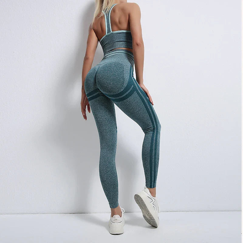 Seamless Yoga Sets Sports Fitness Peach Hip-lifting Shorts Beauty Back Short-Sleeved Suits Workout Gym Leggings Set for Women Dark green3