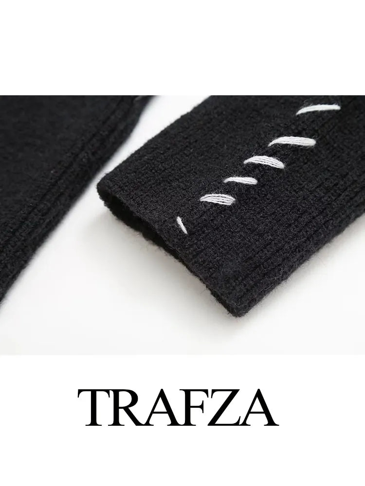 TRAFZA Women Fashion Black Spliced Cable Stitch Turtleneck Oversize Pullover Female Casual Long Sleeve Loose Sweater Vintage Top