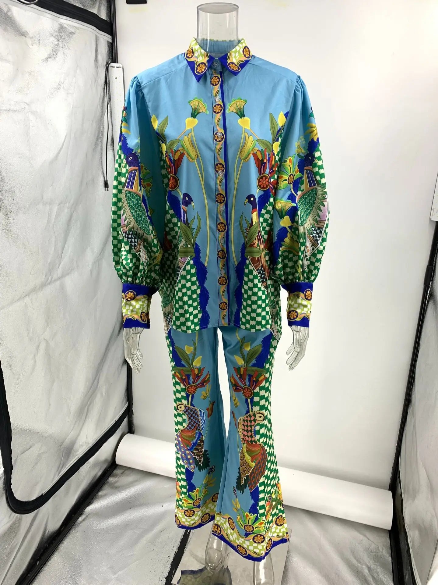 New In Birds Flower Printed Two Piece Set Women Lantern Sleeve Lapel Shirts High Waist Flare Pants Suit For Women Outfits