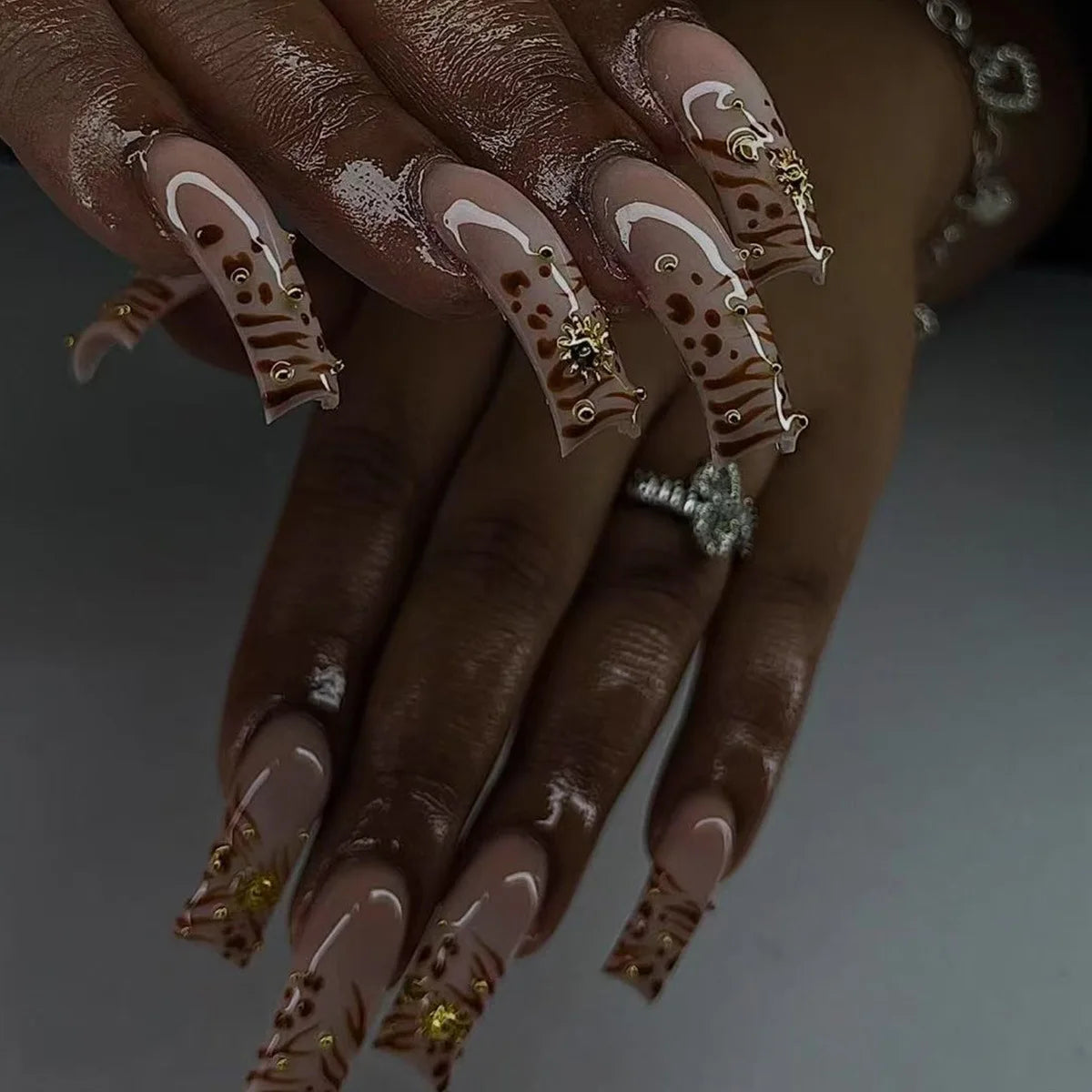 24Pcs Long Curve False Nails Colorful Smudge French Stripe Flower Press on Fake Nails Detachable Finished Full Cover Nails Tips