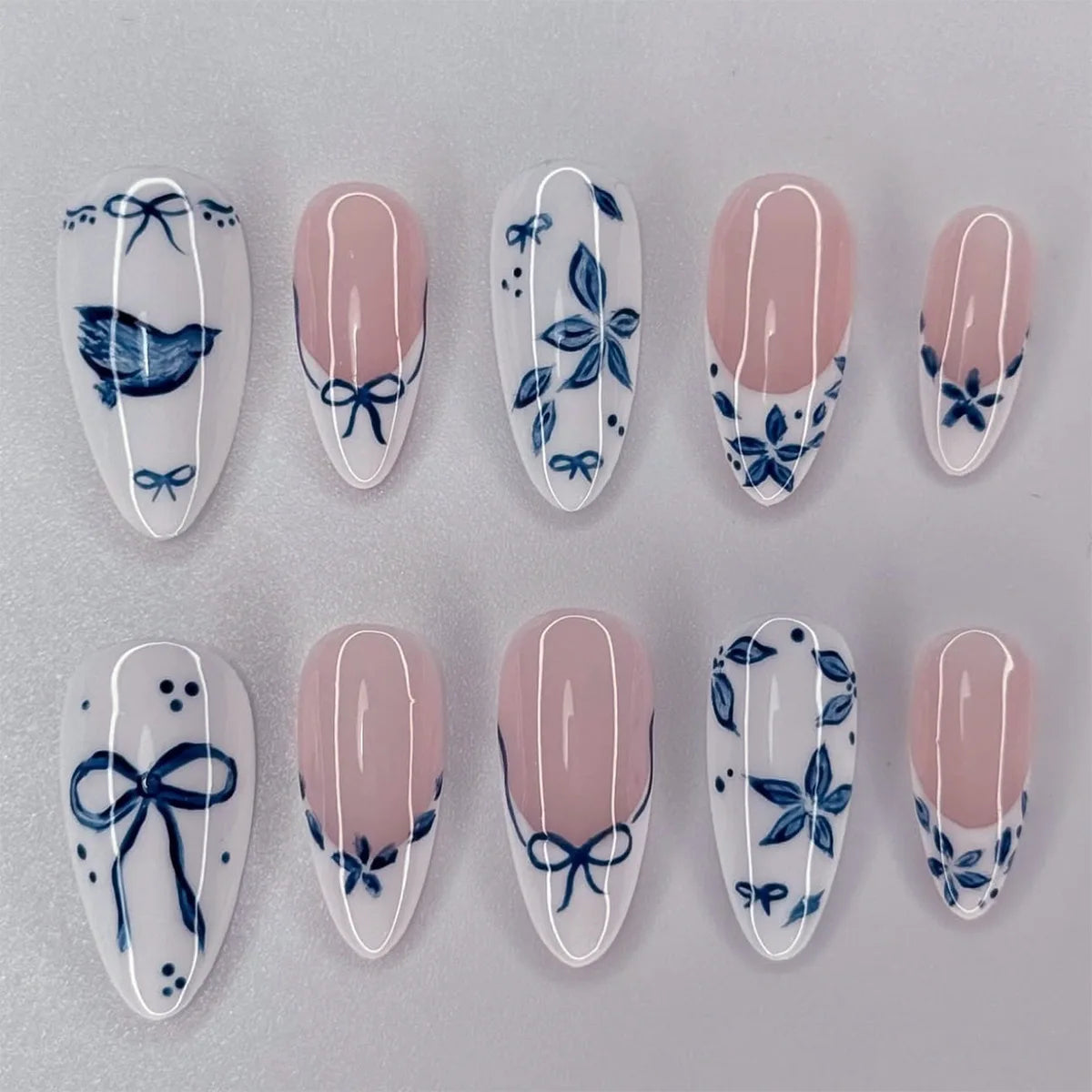 24pcs Glossy White Almond Fake Nails Blueberry Print Blue Bowknots French Style Press On Nails Pearl Decor Spring False Nail