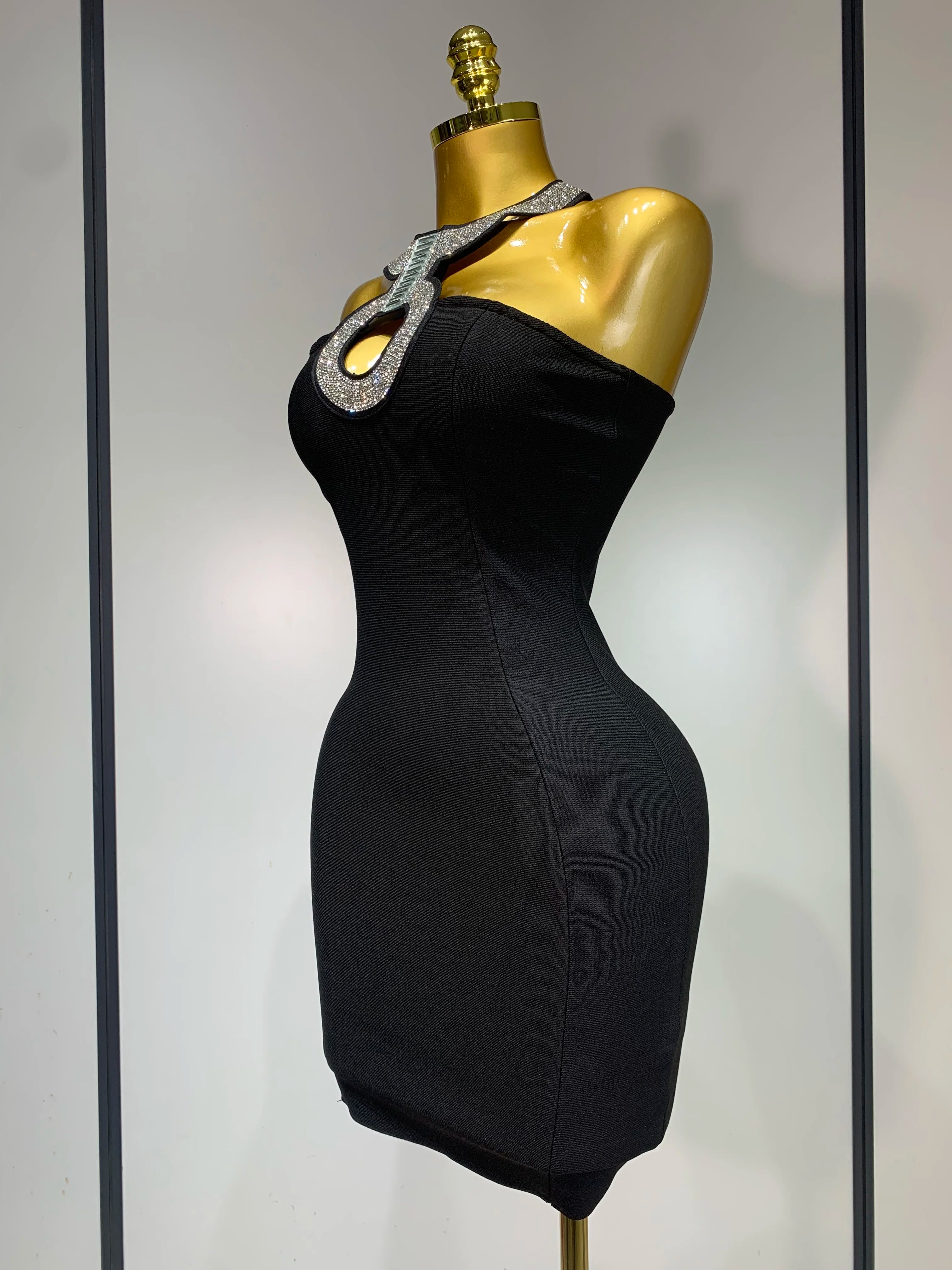 Women Sexy Backless Diamonds Sparkly Black Bodycon Bandage Dress 2025 Elegant Evening Club Luxury Birthday Party Dresses