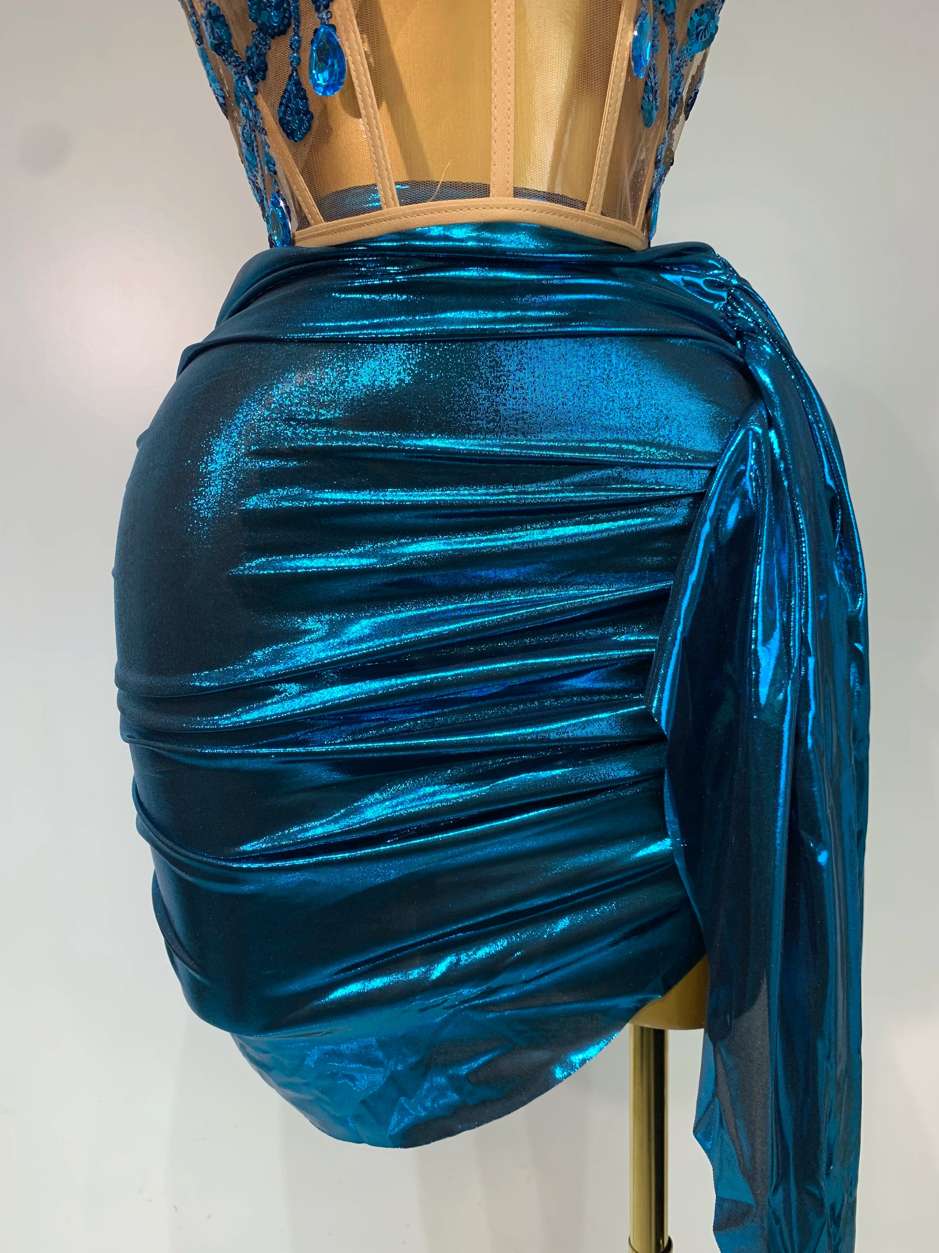 Ensemble haut et jupe sexy dos nu à paillettes et strass de luxe pour soirée, bal de promo, boîte de nuit, chanteur, tenue de scène, 2025