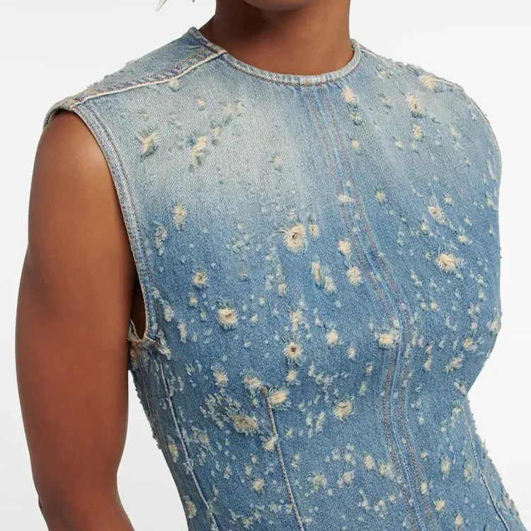 TWOTWINSTYLE Denim Hollow Out Dresses For Women Round Neck Sleeveless Tunic Patchwork Pockets Vintage Dress Female Fashion Style