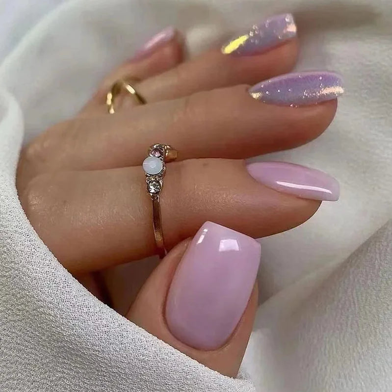 24 peças unhas postiças curtas redondas azul-francês brilhante pérola branco ondulado amor coração cobertura total destacável pontas de pressão