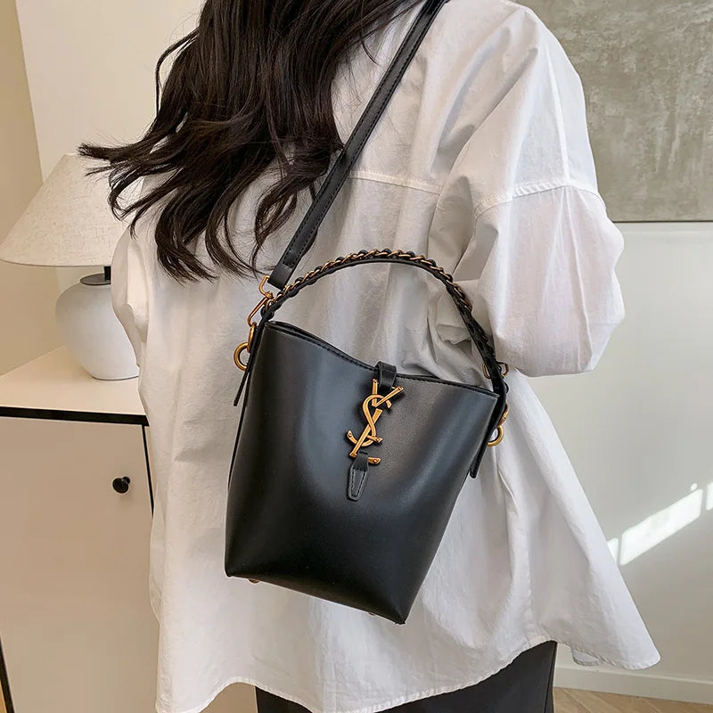 Affordable Luxury Bucket Bag 2025, Designer Women's Tote with Top Handle, Exclusive Crossbody & Shoulder Bag for Work and Casual