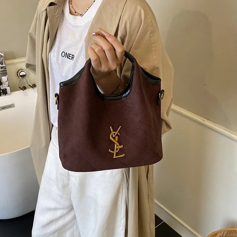 2025 New Bucket Bag, Designer Quilted Crossbody Bag for Women, Large Capacity Chain Shoulder Purse, Korean Style Handbag