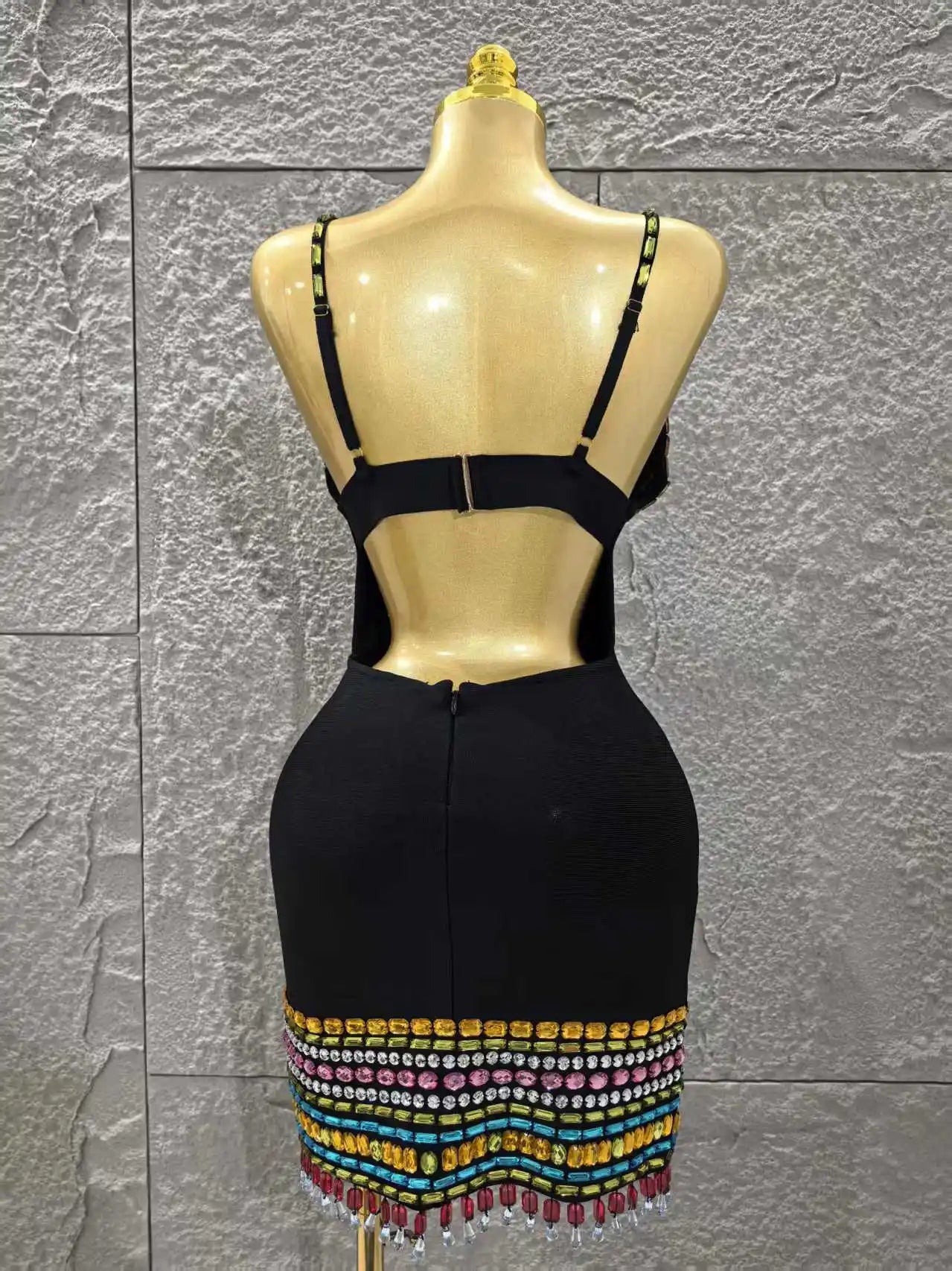 Women Sleeveless Sexy V-Neck Shinning Crystal Bodycon Mini Bandage Dress Celebrate Nightclub Party Outfit Vestido