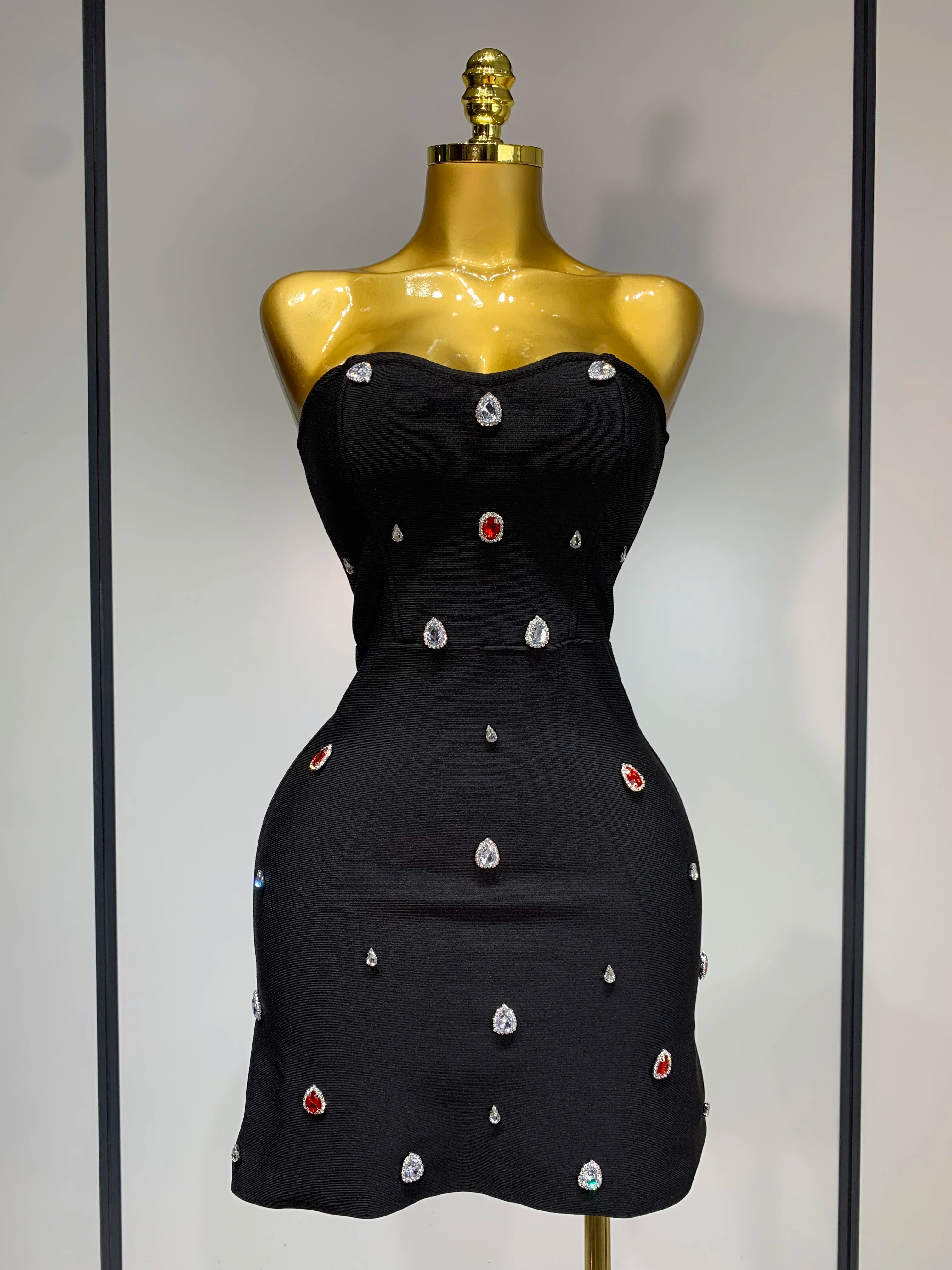 Women Sexy Strapless Colorful Crystal Bodycon Mini Bandage Dress 2025 New Spring Elegant Party Celebrate Birthday Outfit