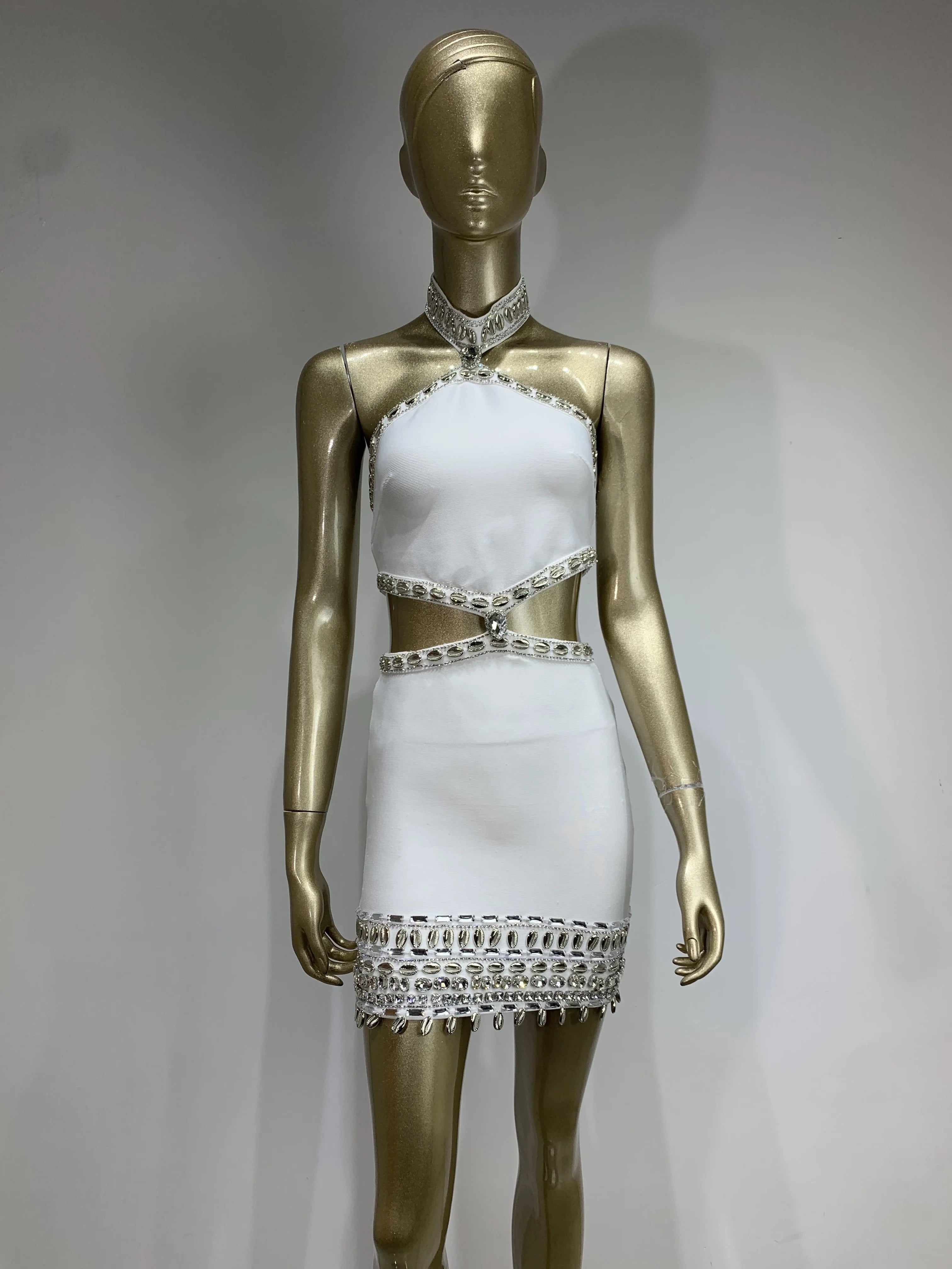 Vestido curto feminino sexy com recortes, decote halter, diamantes brancos, cristal, bodycon, bandagem, elegante, traje para festa noturna