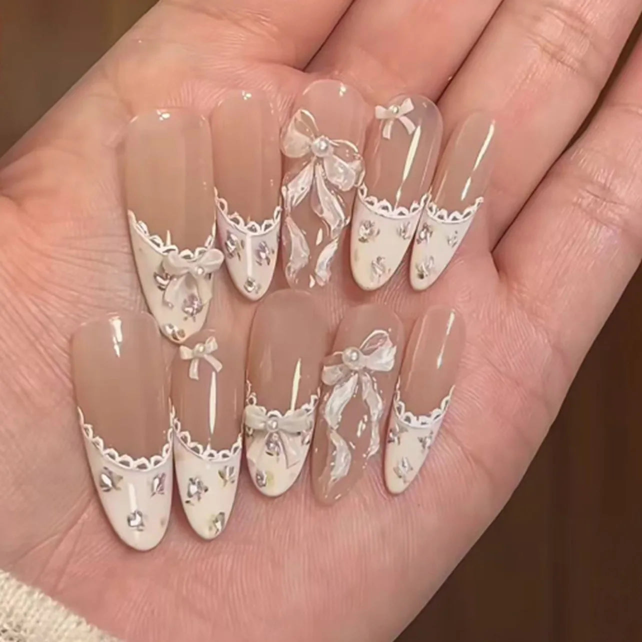24pcs Black Cat's Eye Press on Nails Finished Ins Wearable False Nail Sets Love Design Stick on Nails Stilettos Fake Nail Tips