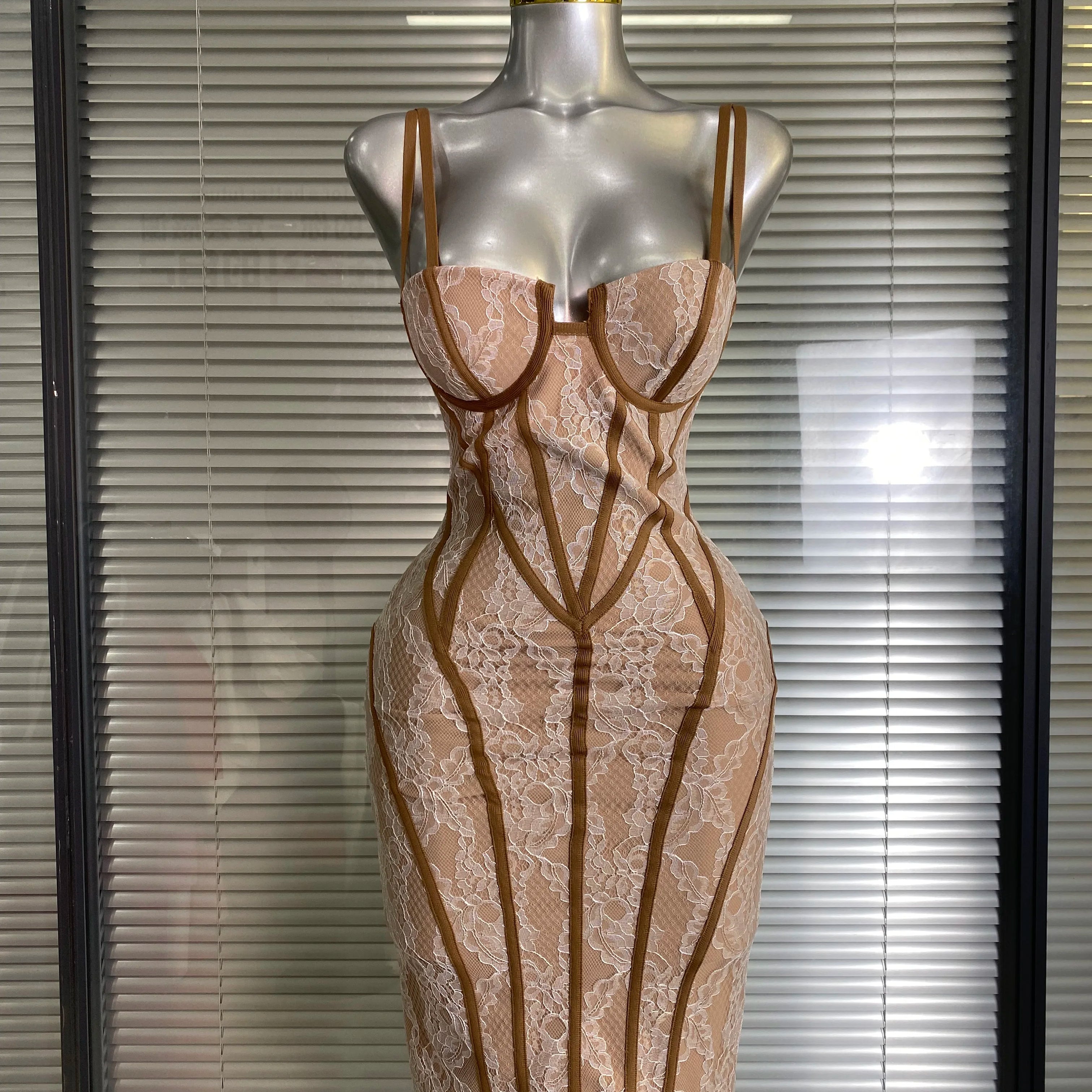 Vestido New INS Sexy Women Lace Midi Bandage Dress Celebrity Elegant High Street Knitted Bodycon Party Dress