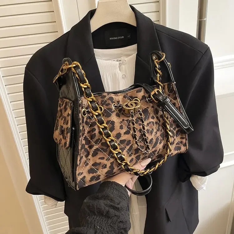 2025 Premium Leather Messenger Bag, Vintage-Inspired Convertible Shoulder Crossbody Purse for Women, Casual Day to Night Tote